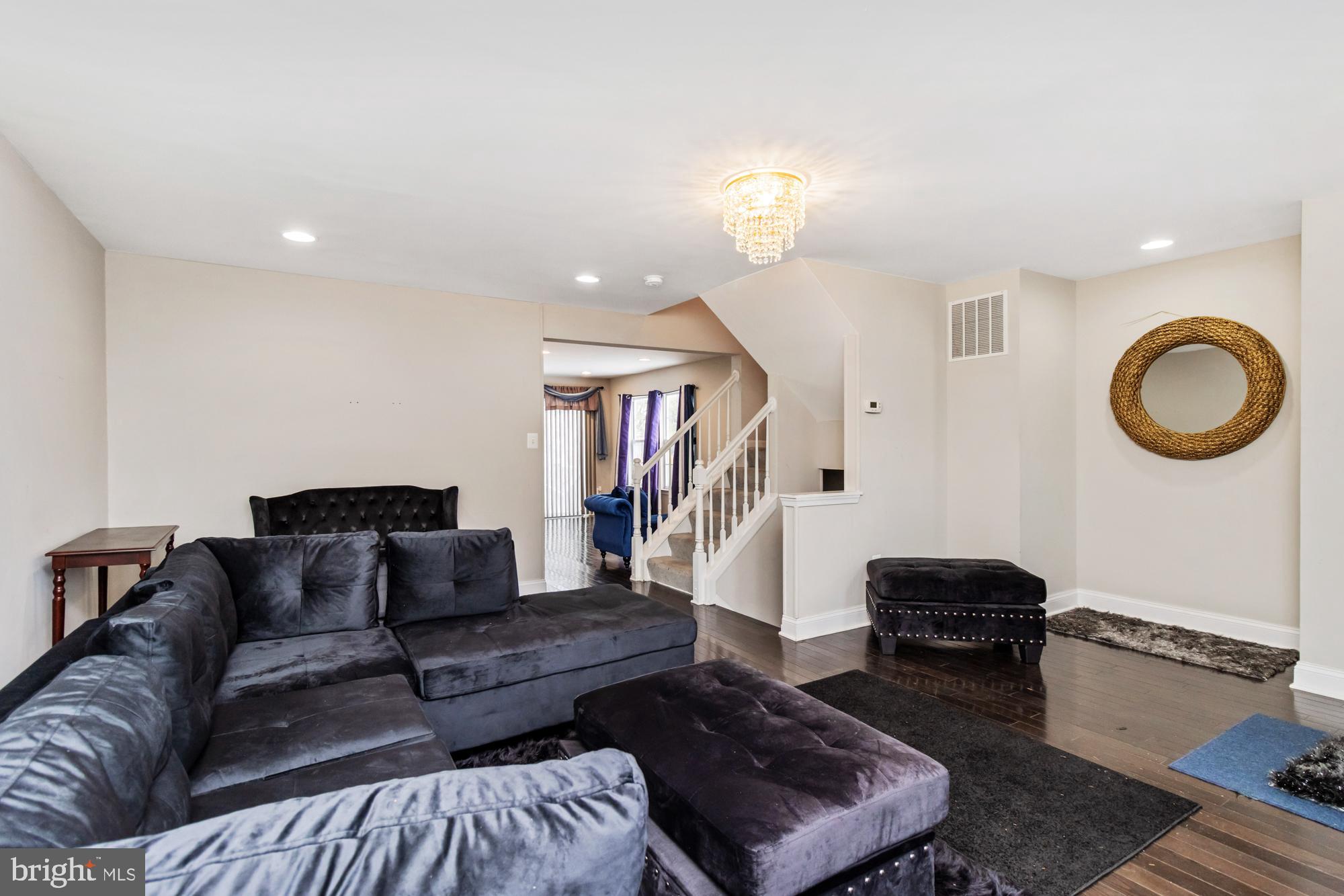 PARKVIEW TRAIL - Residential