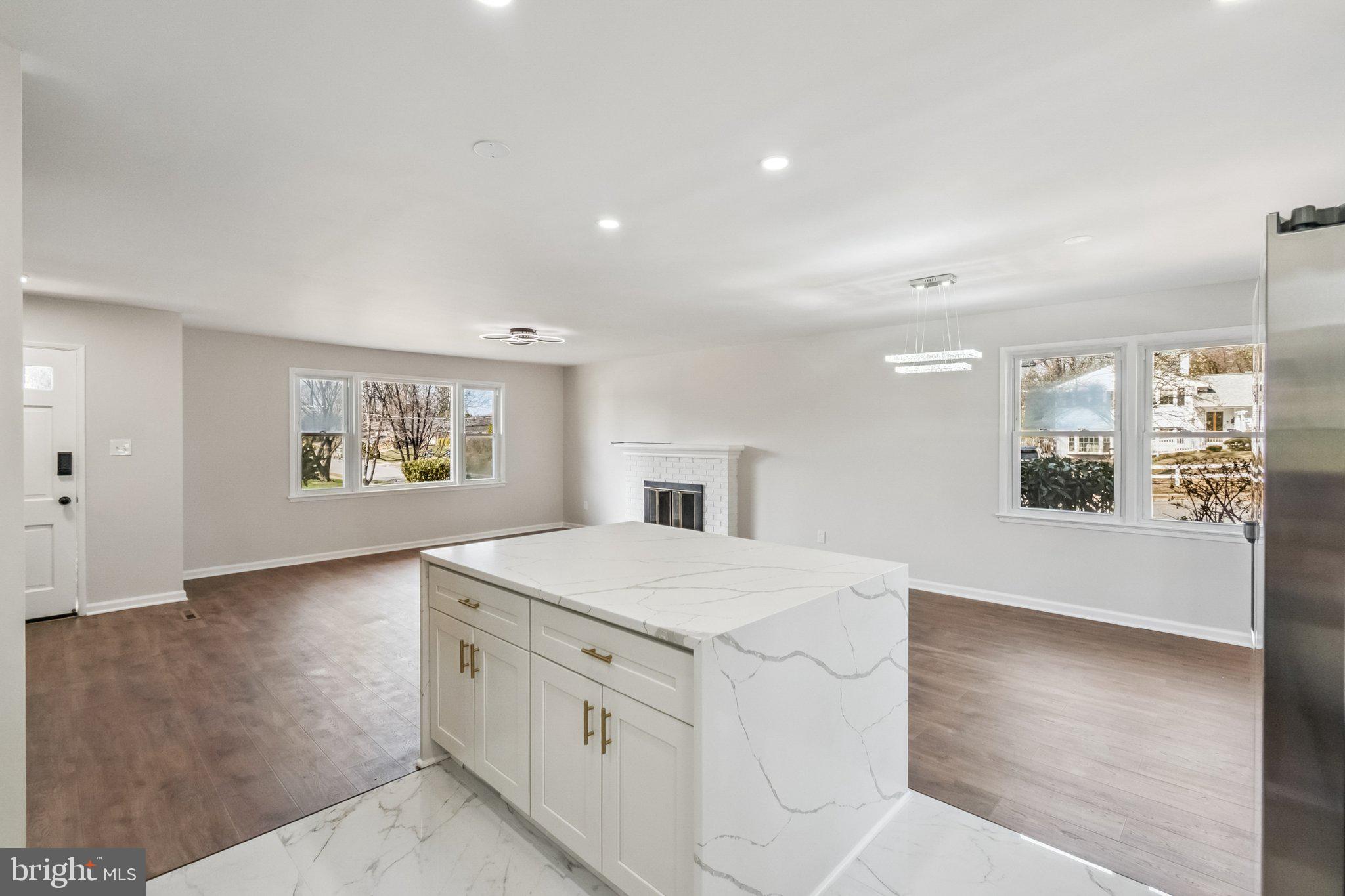 SPRINGFIELD - Residential