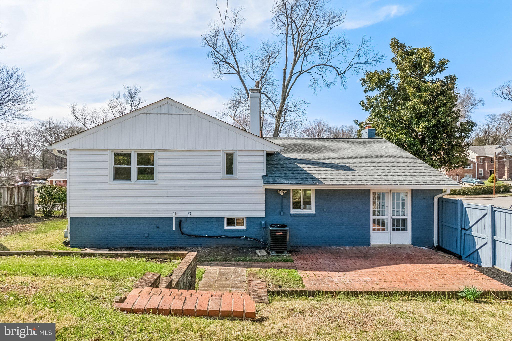 SPRINGFIELD - Residential