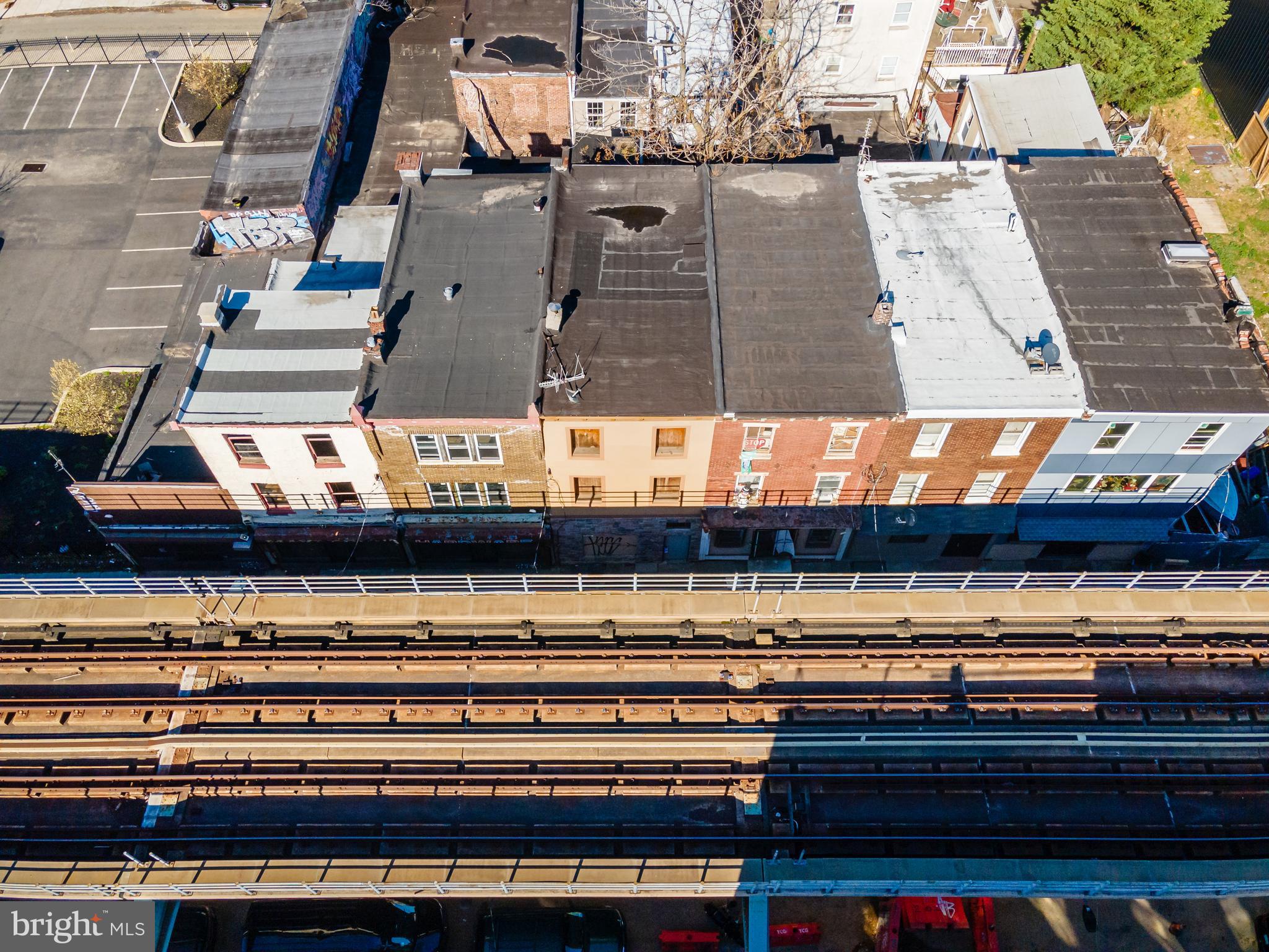 FISHTOWN - Commercial Sale