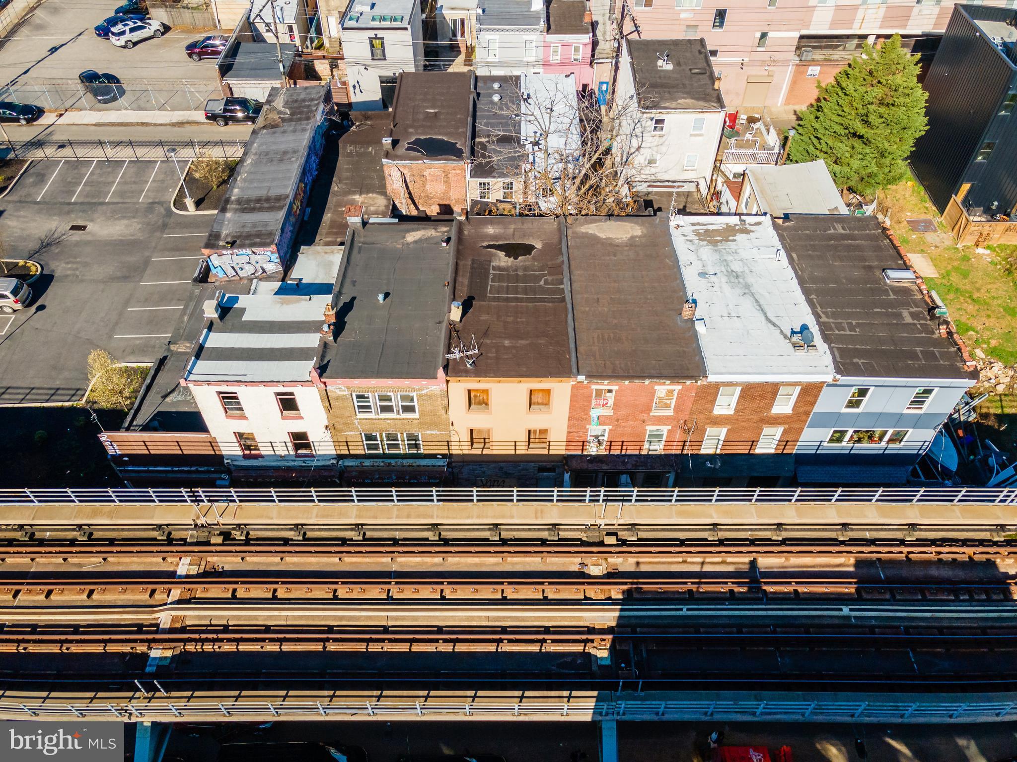 FISHTOWN - Commercial Sale