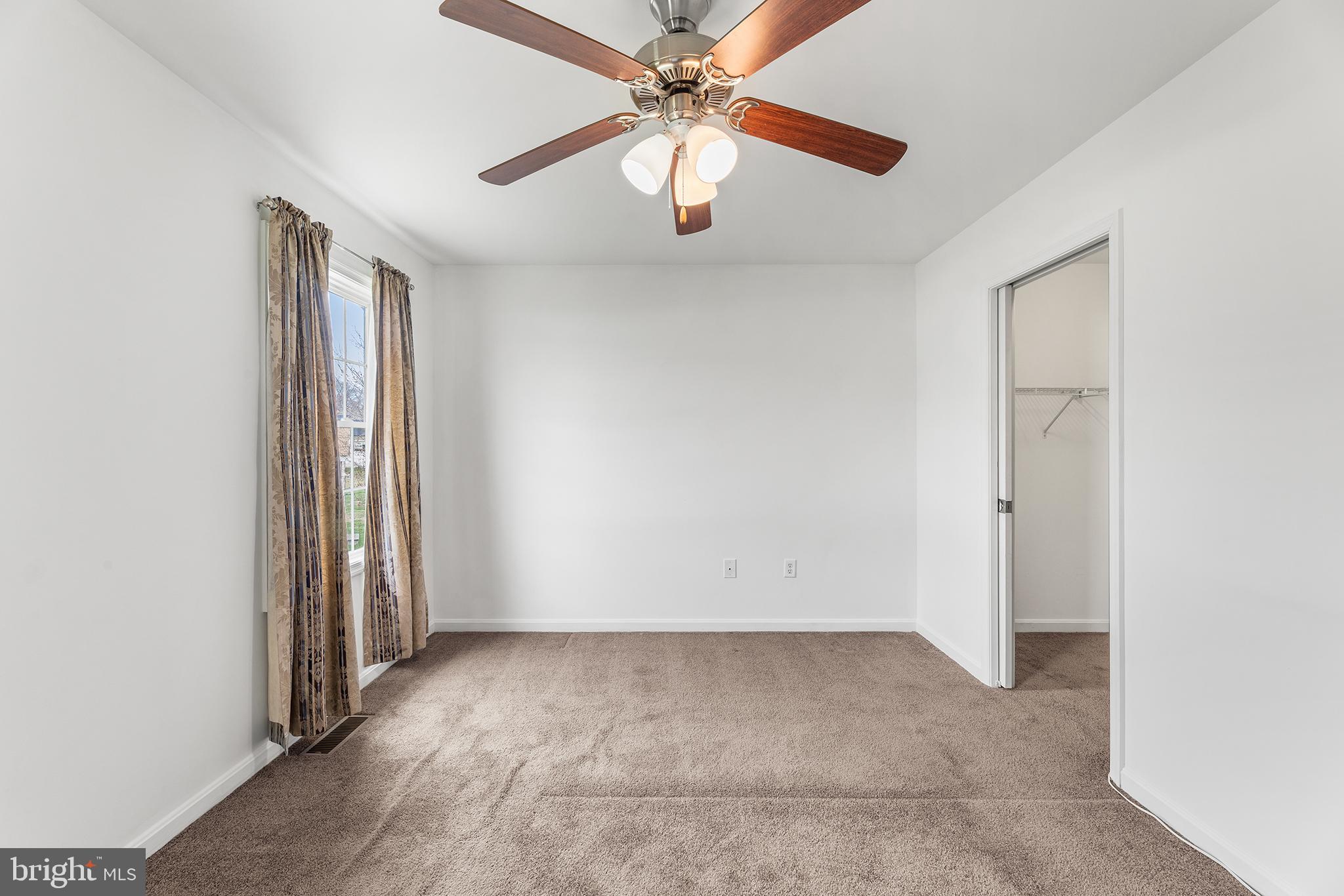 WHITETAIL RUN - Residential