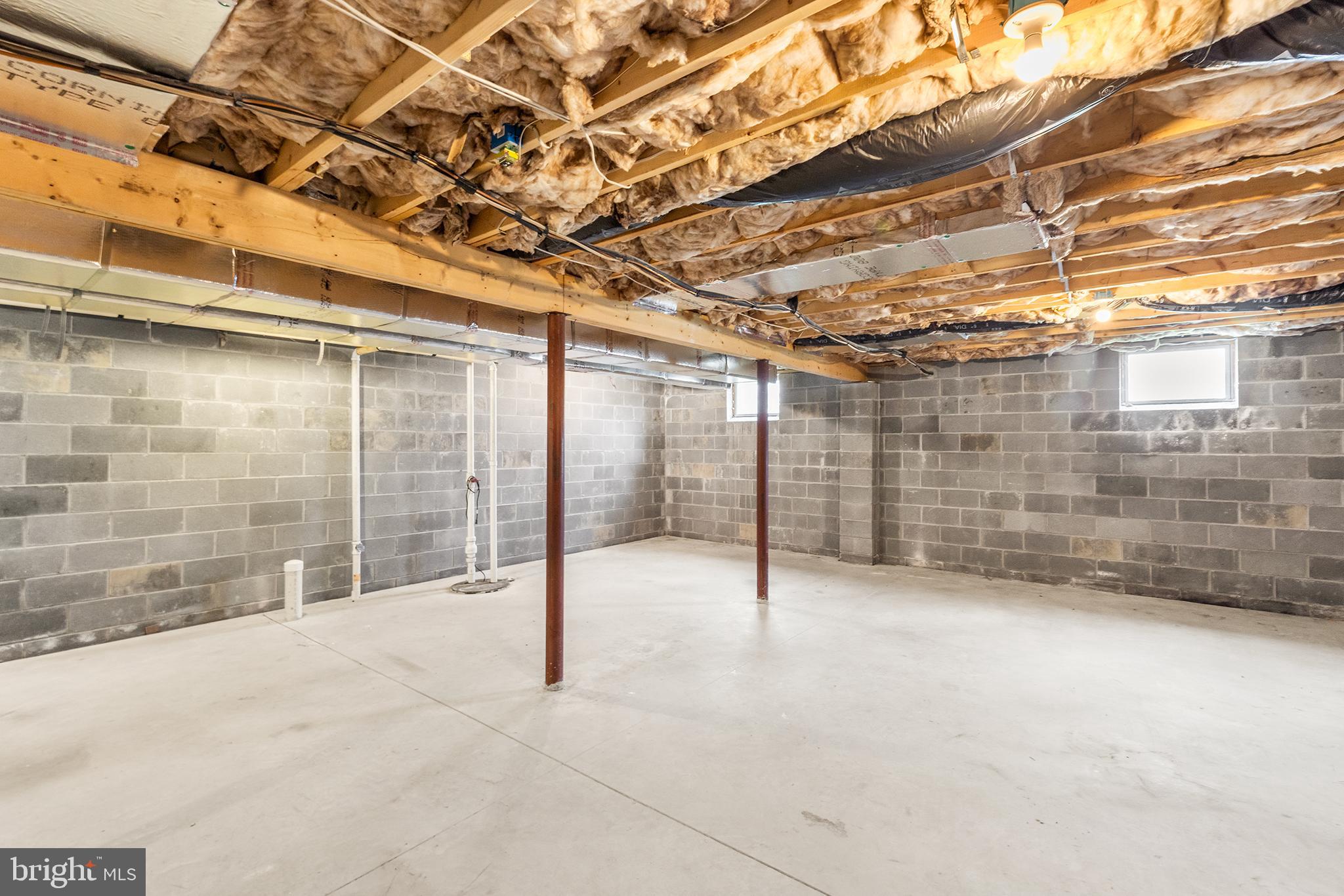 WHITETAIL RUN - Residential