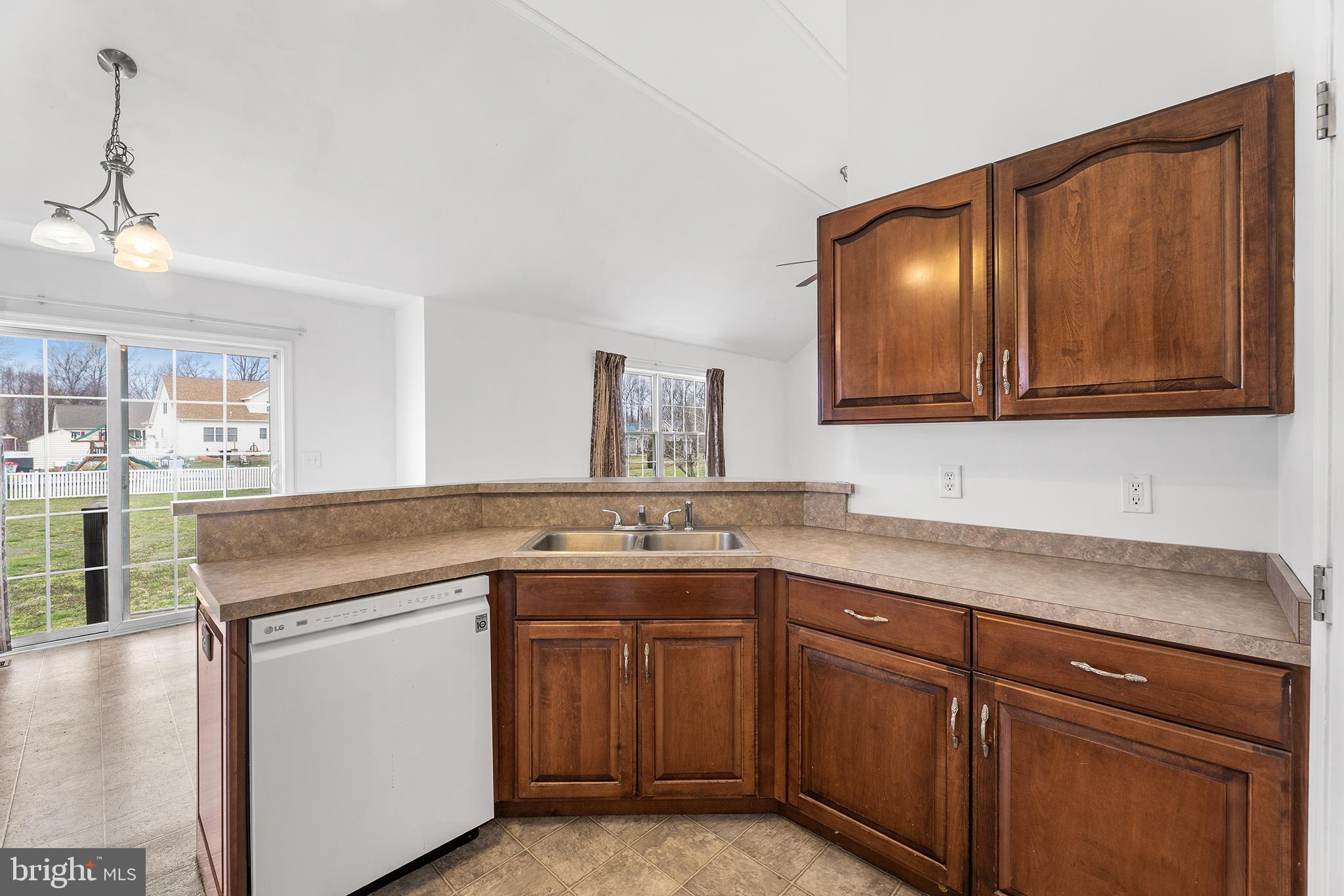 WHITETAIL RUN - Residential