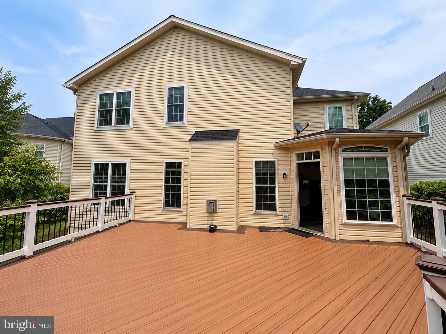 121 KING EDWARD COURT