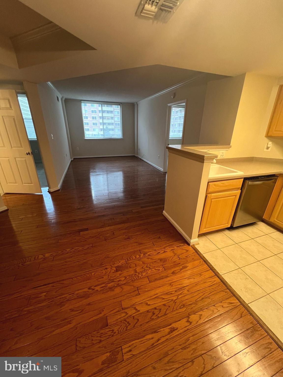 3835 9TH STREET N 506W