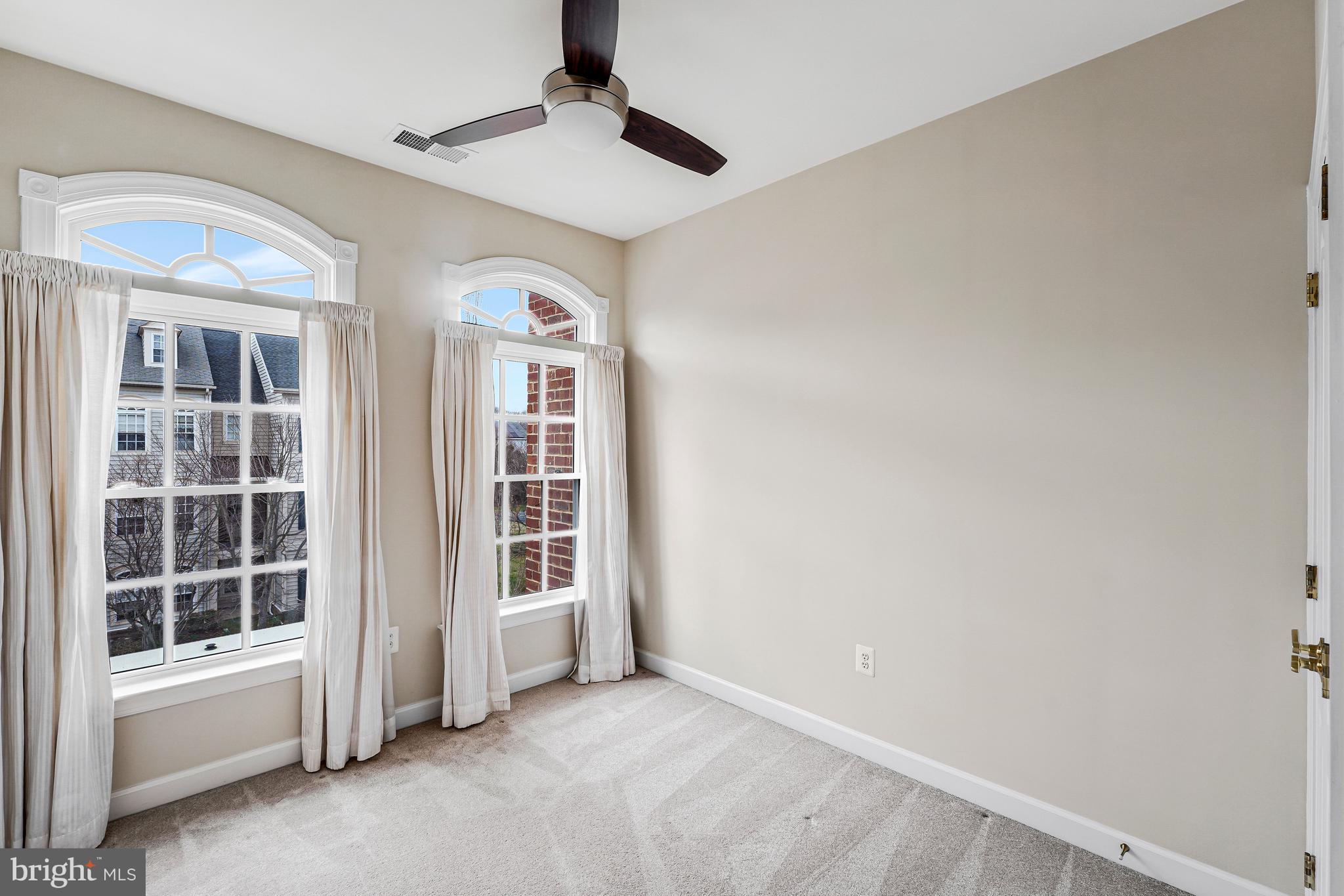 NEW BRISTOW VILLAGE - Residential