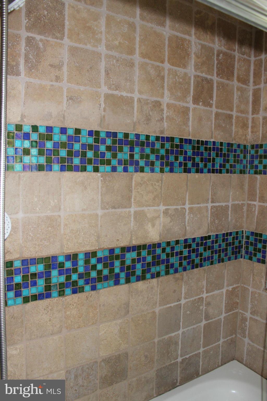 ROLAND PARK - Residential