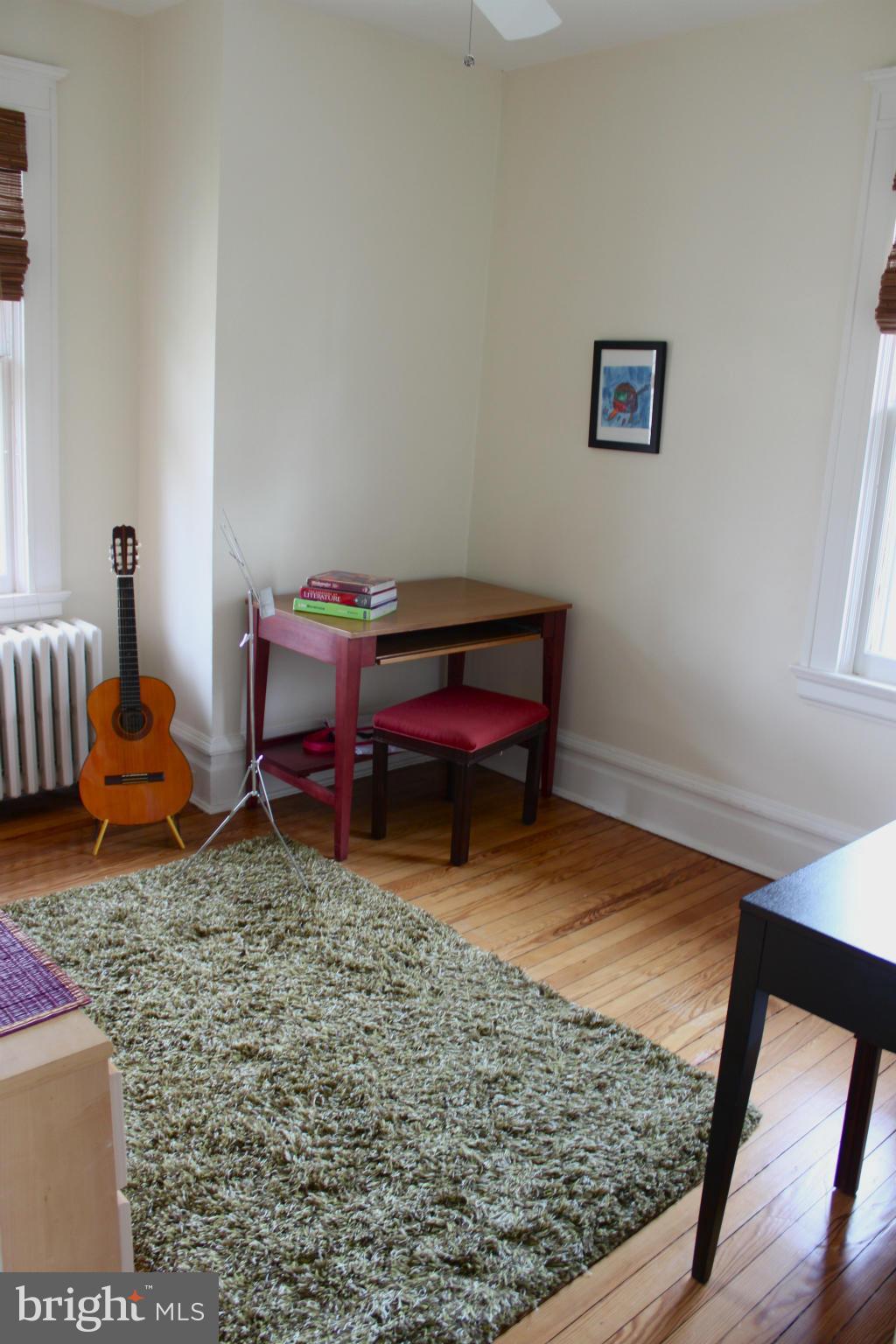 ROLAND PARK - Residential