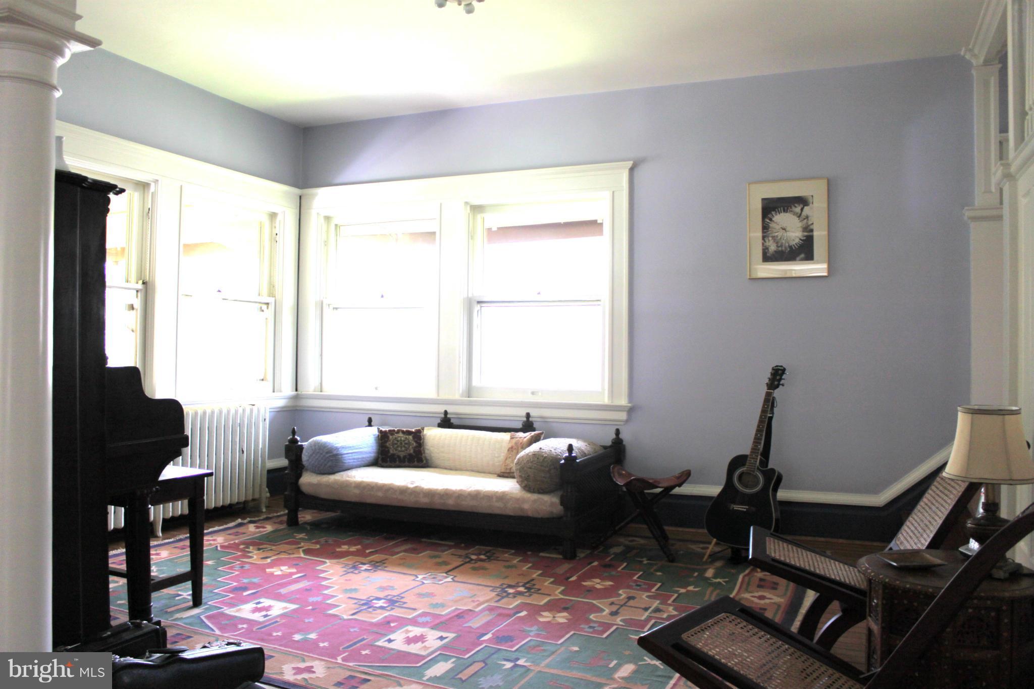 ROLAND PARK - Residential