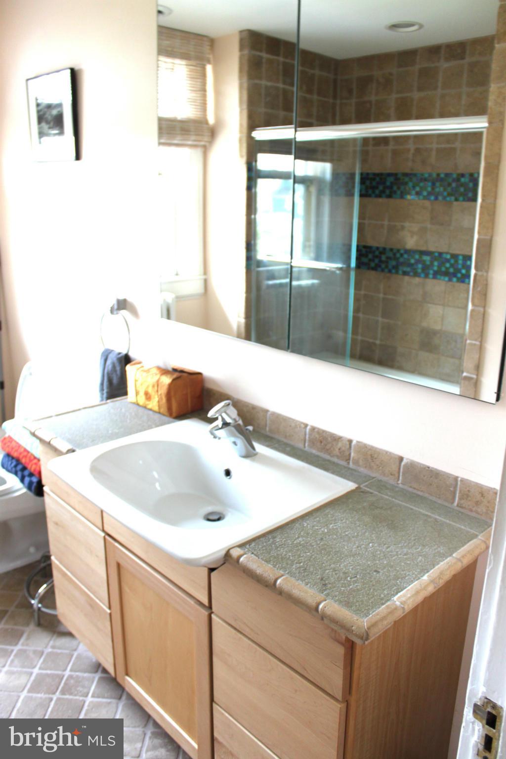 ROLAND PARK - Residential