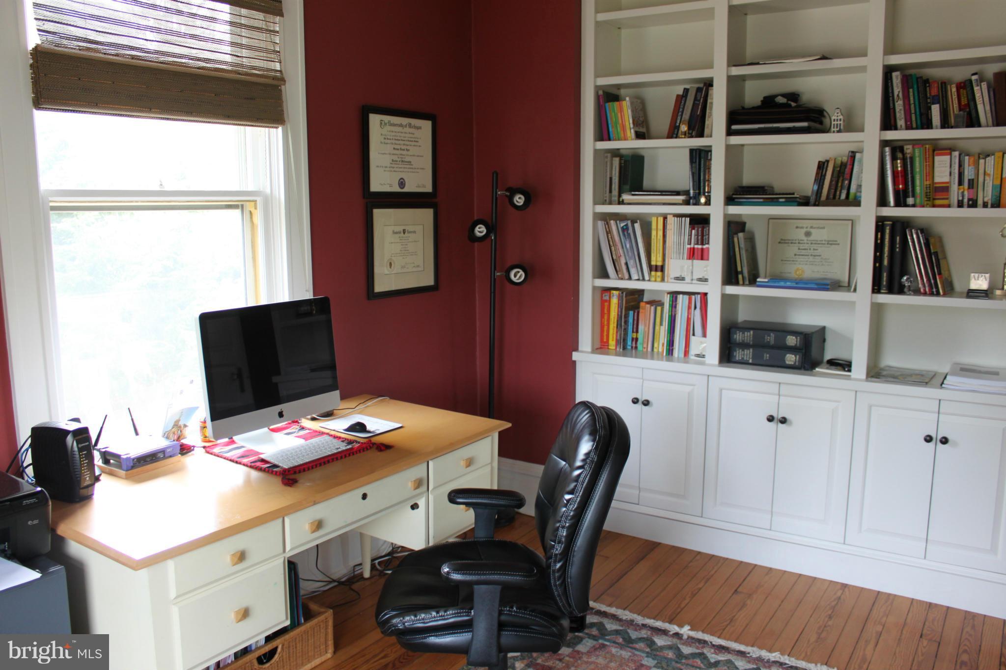 ROLAND PARK - Residential