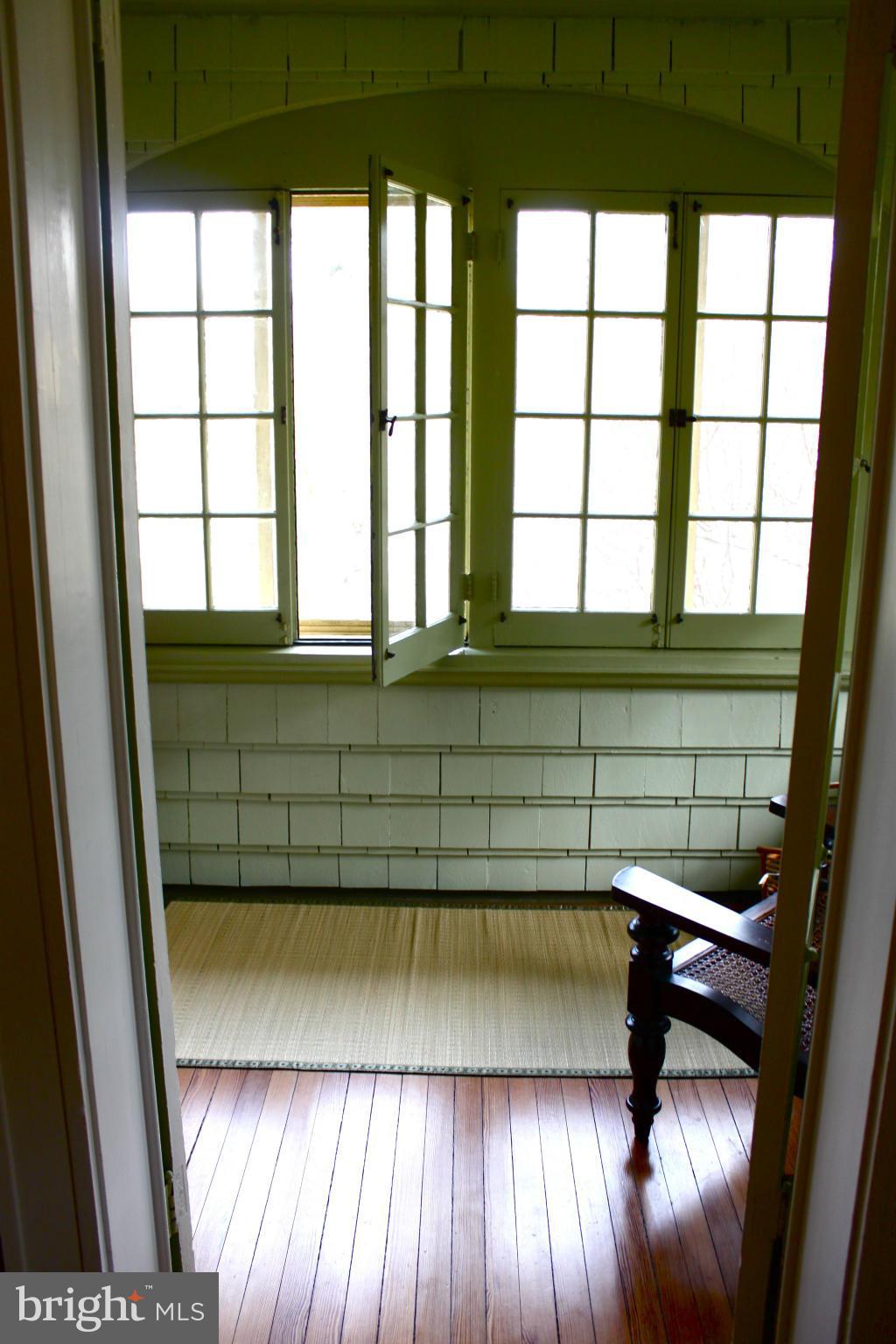 ROLAND PARK - Residential