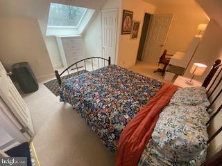 THE HAMPTONS - Residential Lease