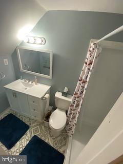 THE HAMPTONS - Residential Lease