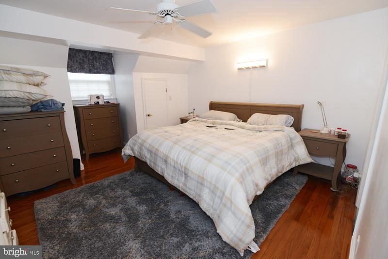 THE HAMPTONS - Residential Lease