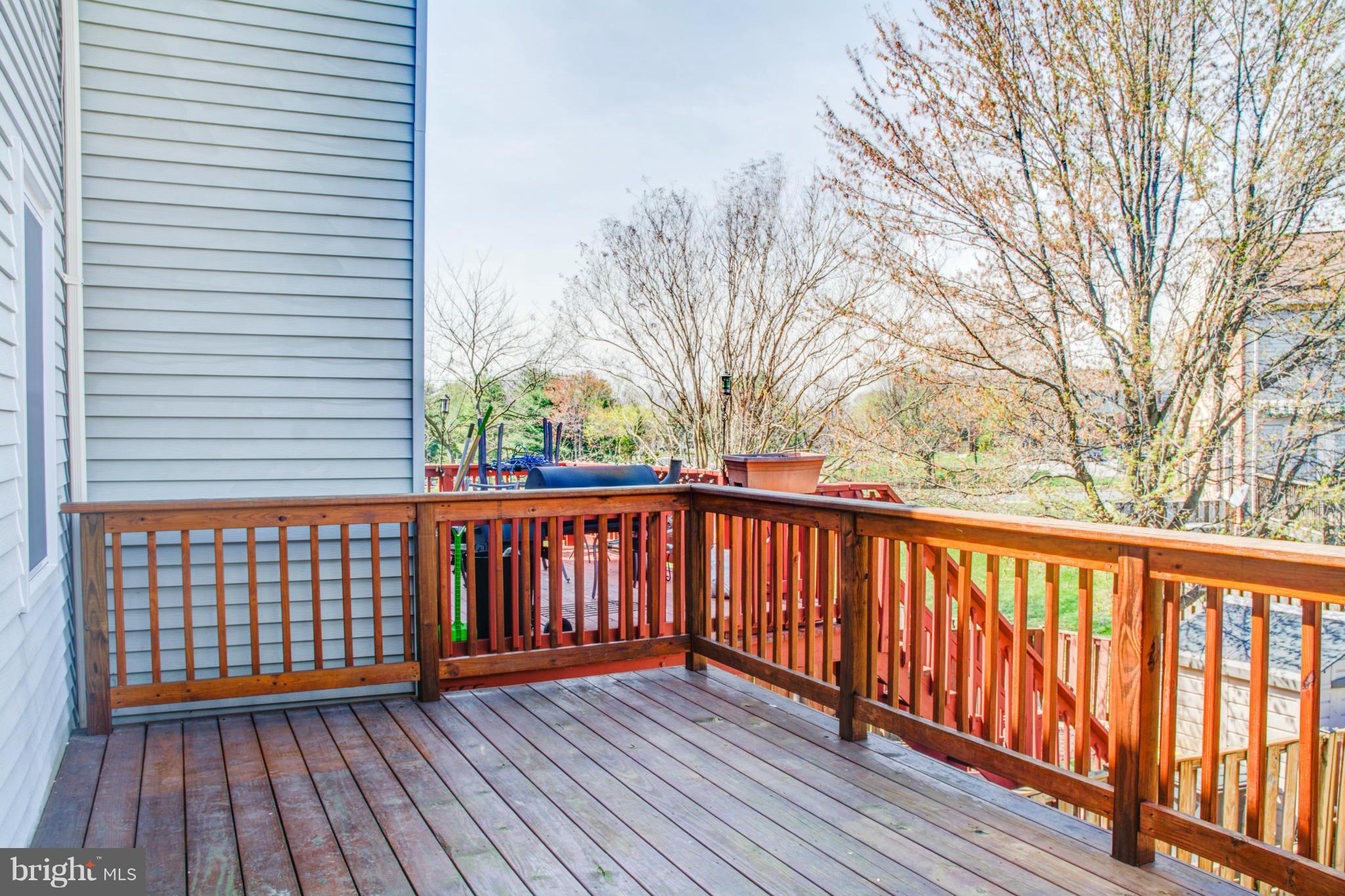 ELIZABETHS LANDING - Residential