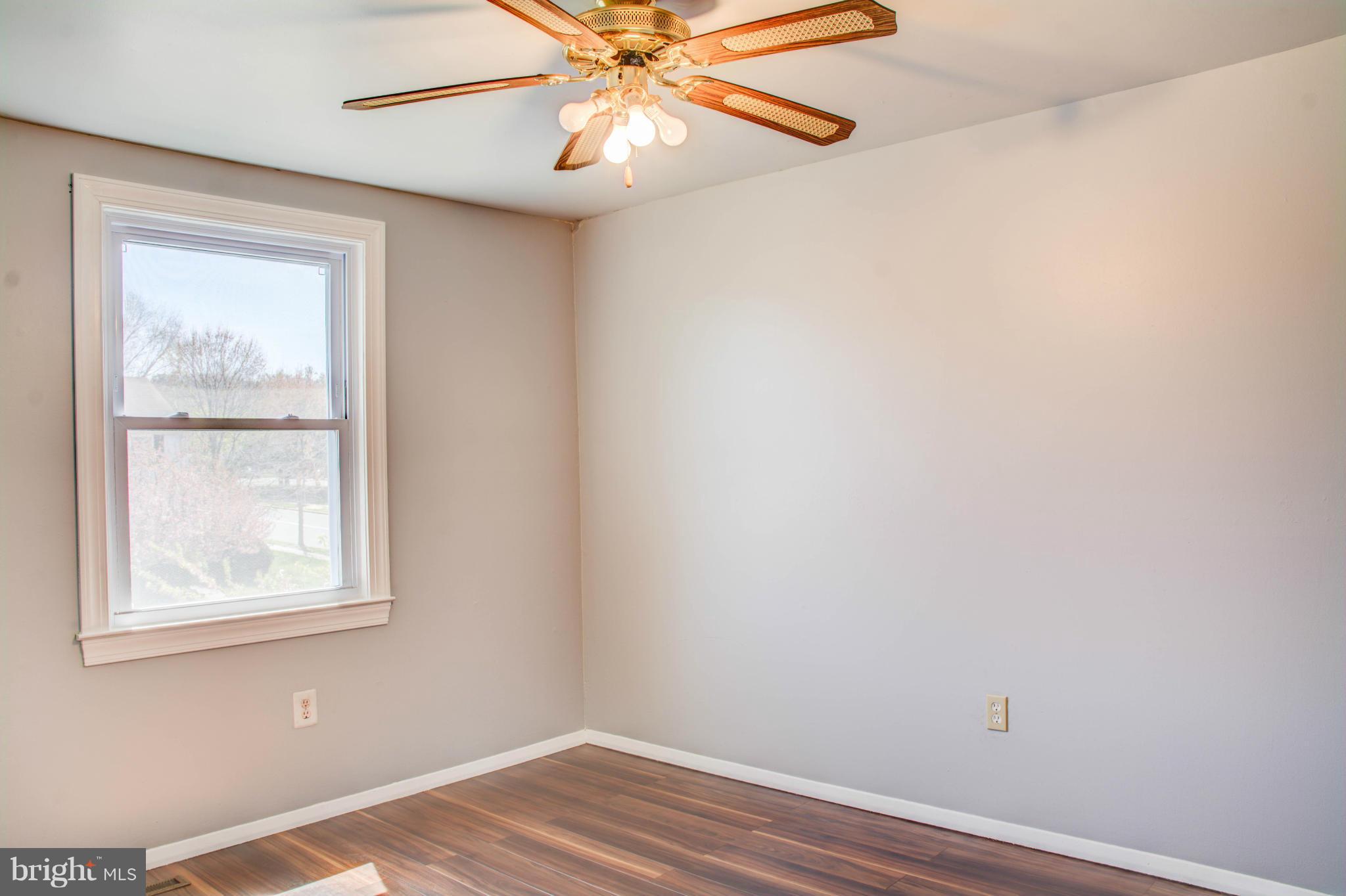 ELIZABETHS LANDING - Residential