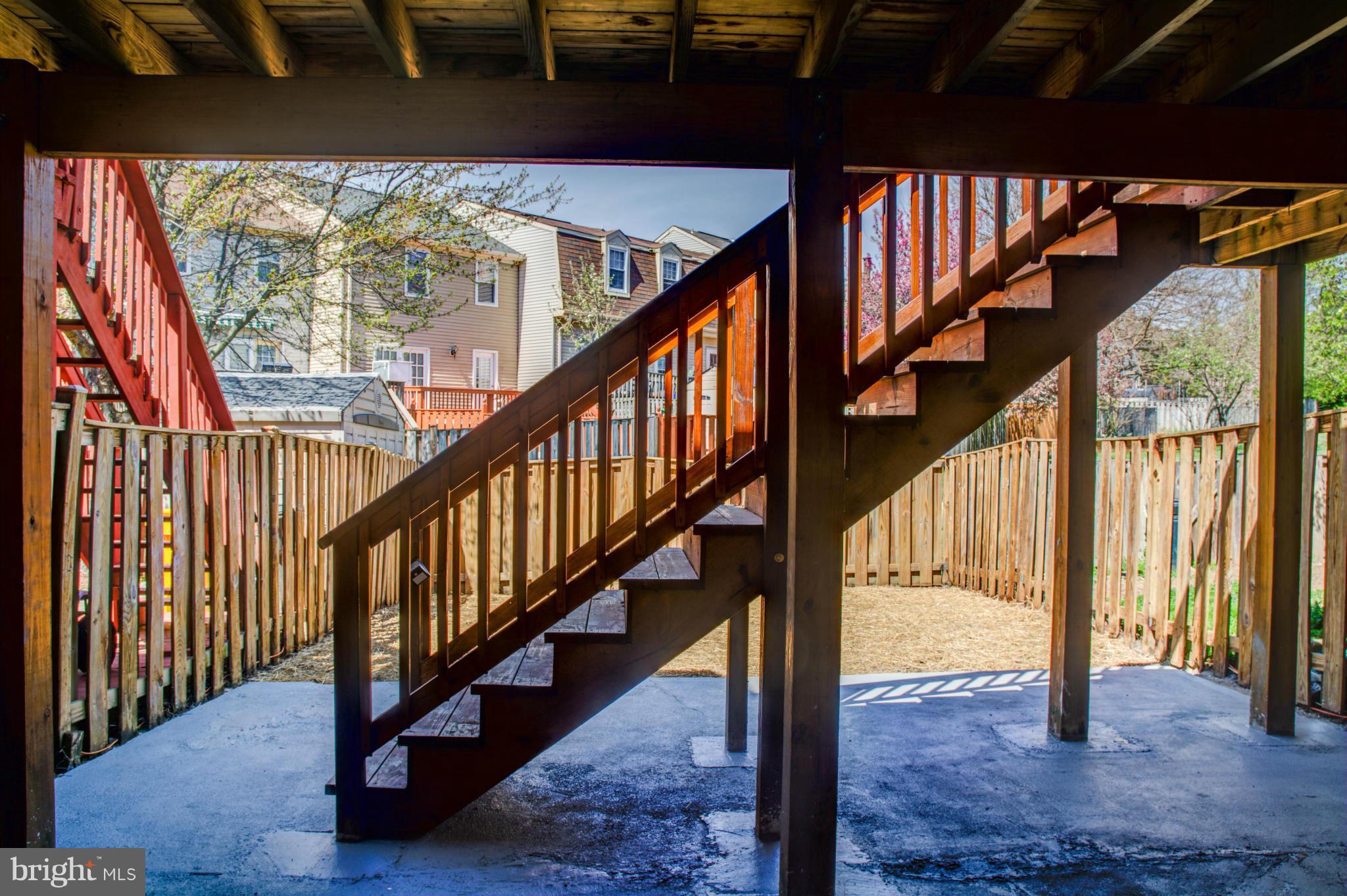 ELIZABETHS LANDING - Residential