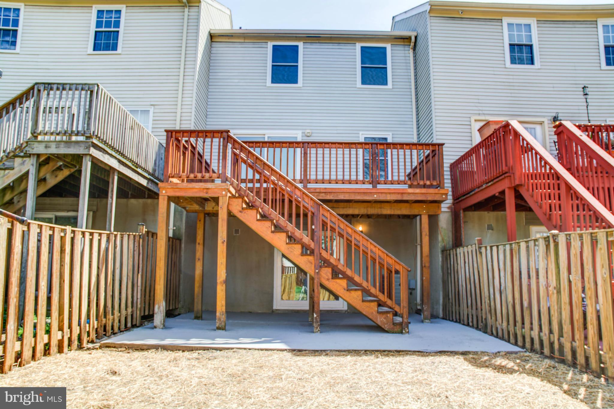 ELIZABETHS LANDING - Residential