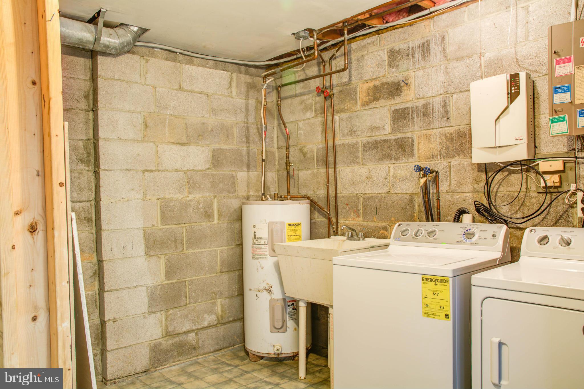 ELIZABETHS LANDING - Residential