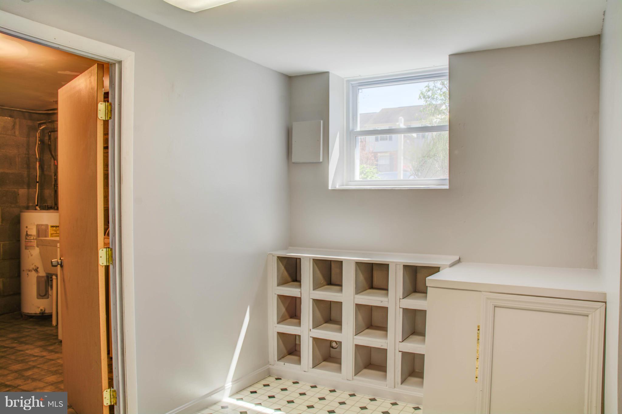 ELIZABETHS LANDING - Residential