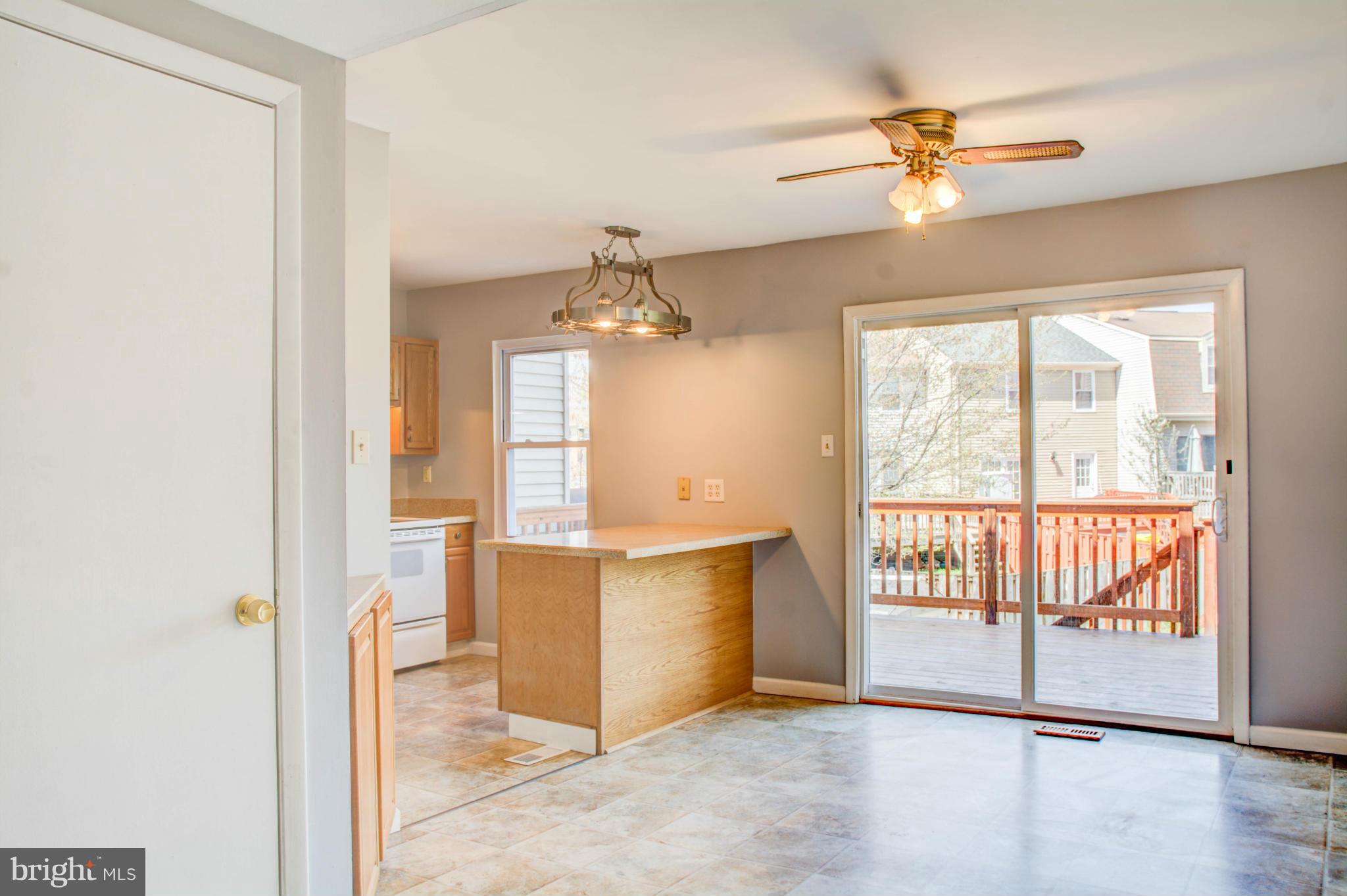 ELIZABETHS LANDING - Residential