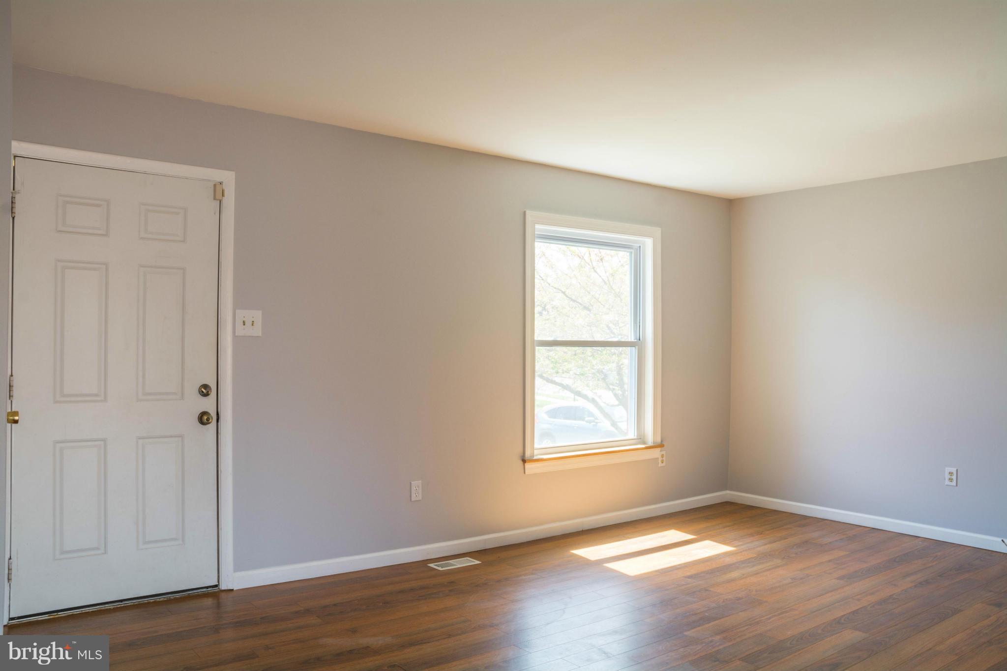 ELIZABETHS LANDING - Residential