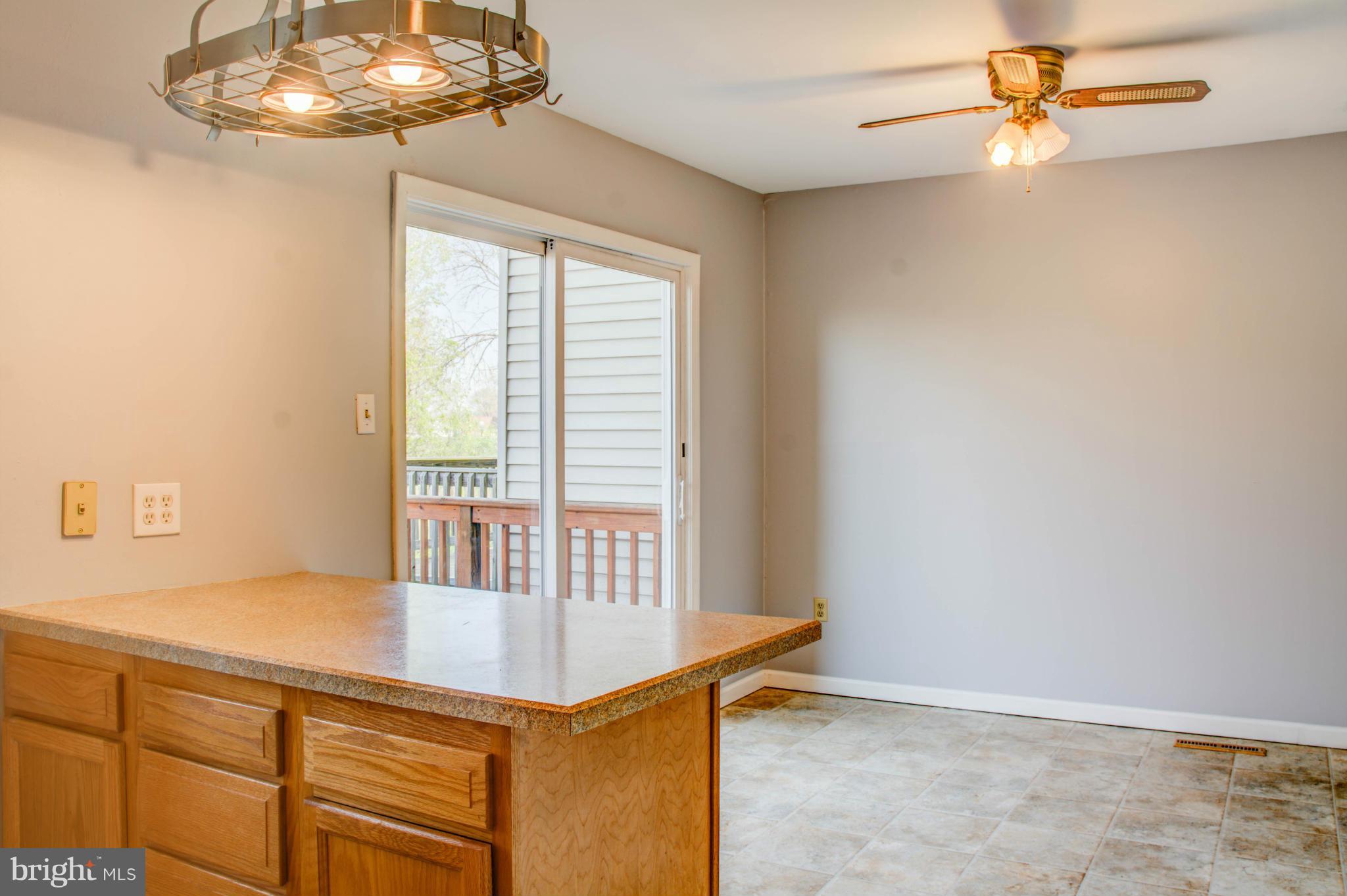 ELIZABETHS LANDING - Residential