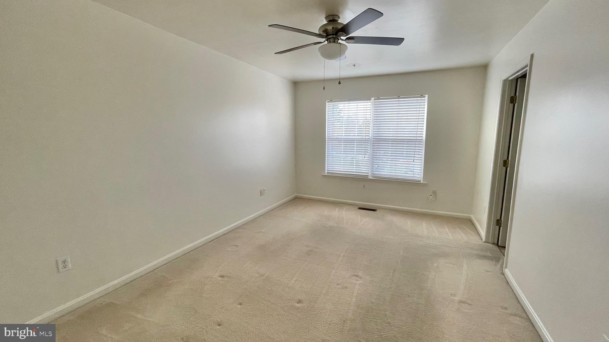 PATRIOT SQUARE - Residential Lease