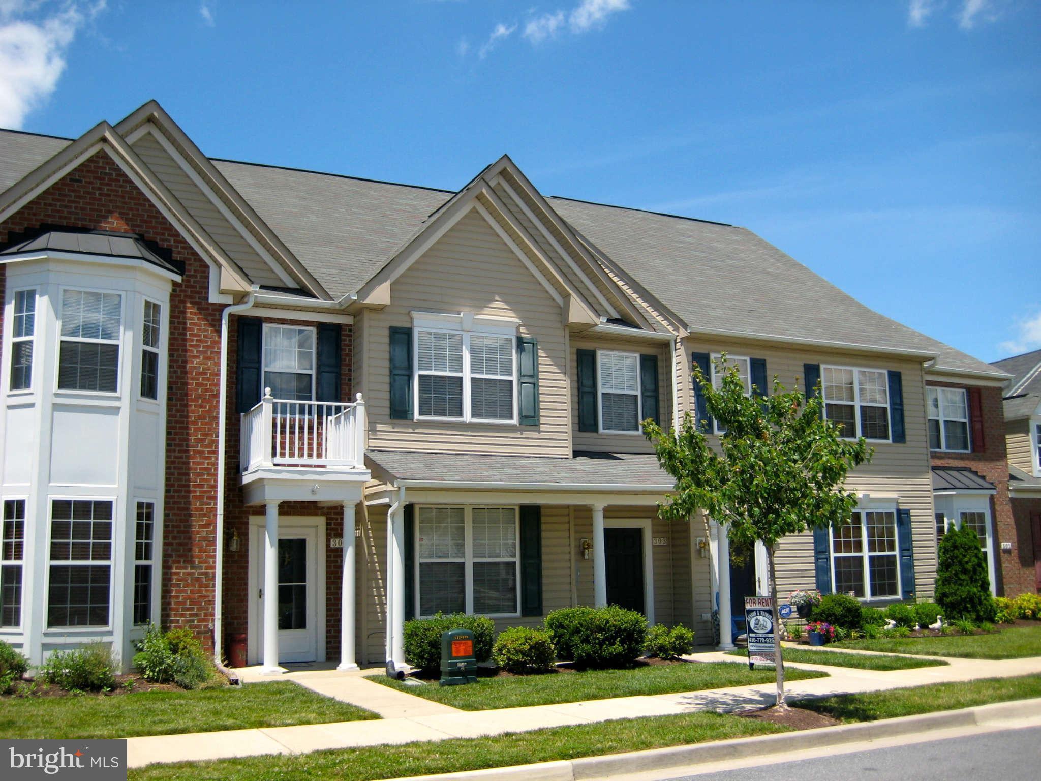 PATRIOT SQUARE - Residential Lease