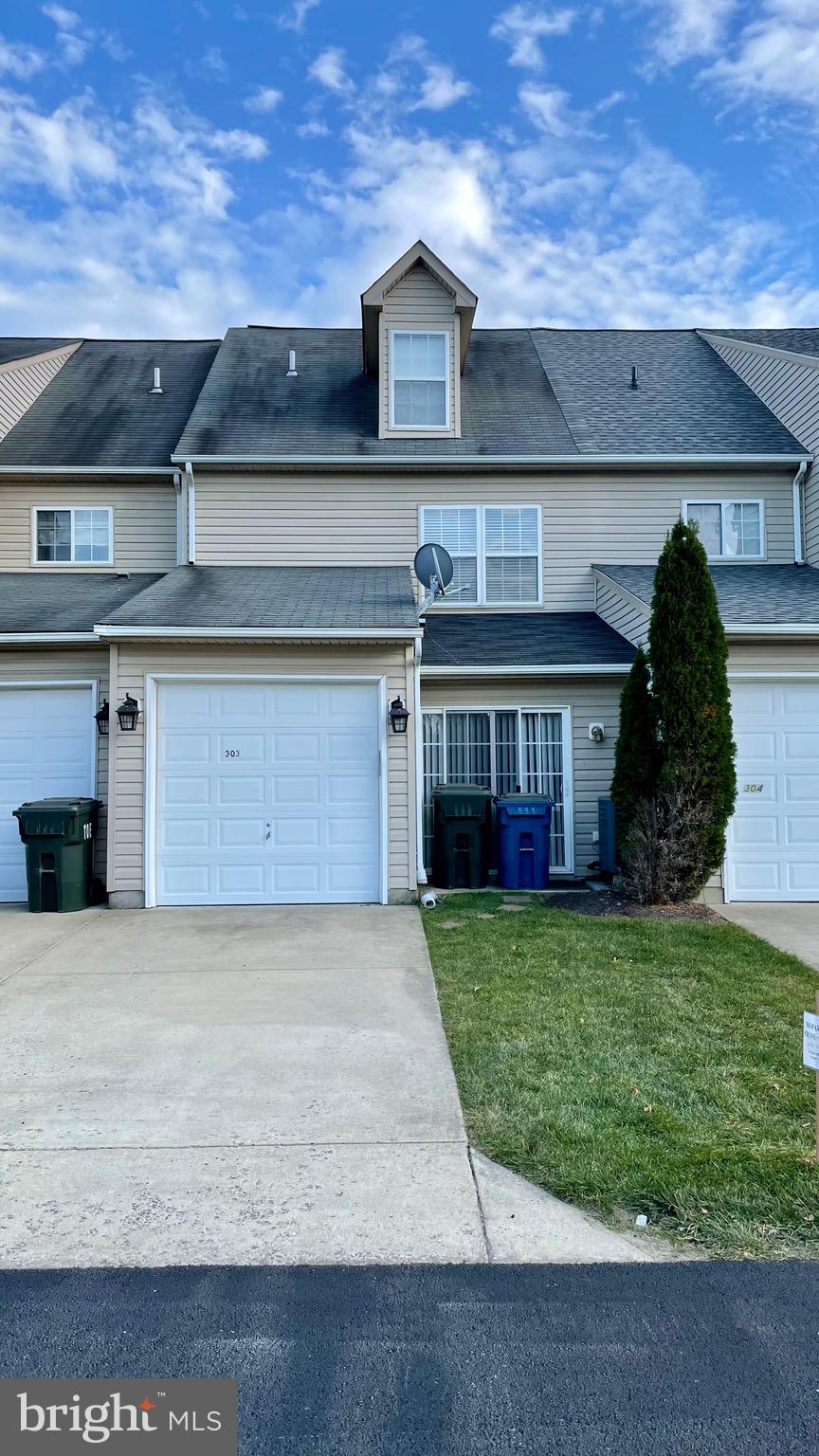 PATRIOT SQUARE - Residential Lease