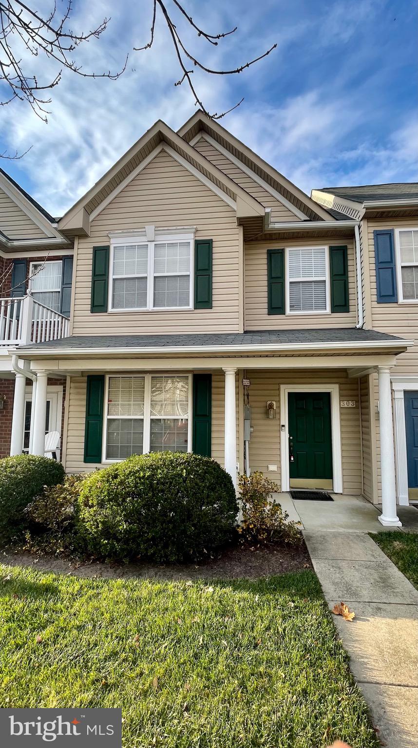 PATRIOT SQUARE - Residential Lease