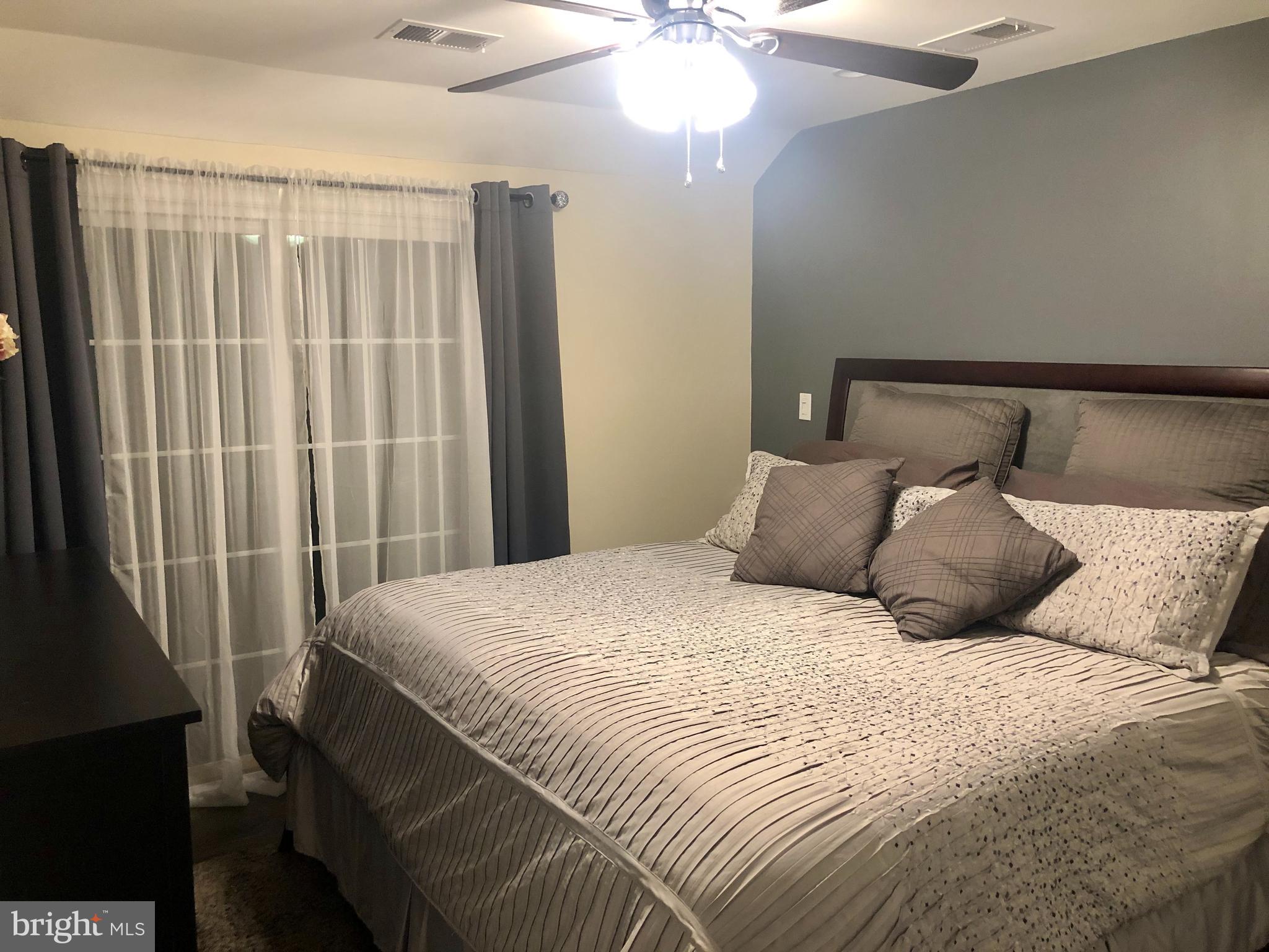 CHERRY HILL - Residential