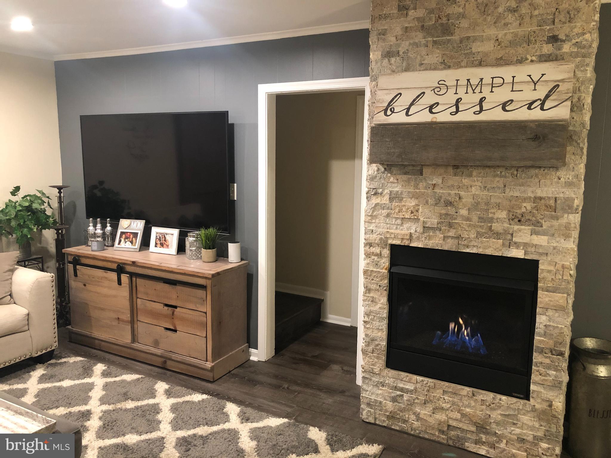 CHERRY HILL - Residential