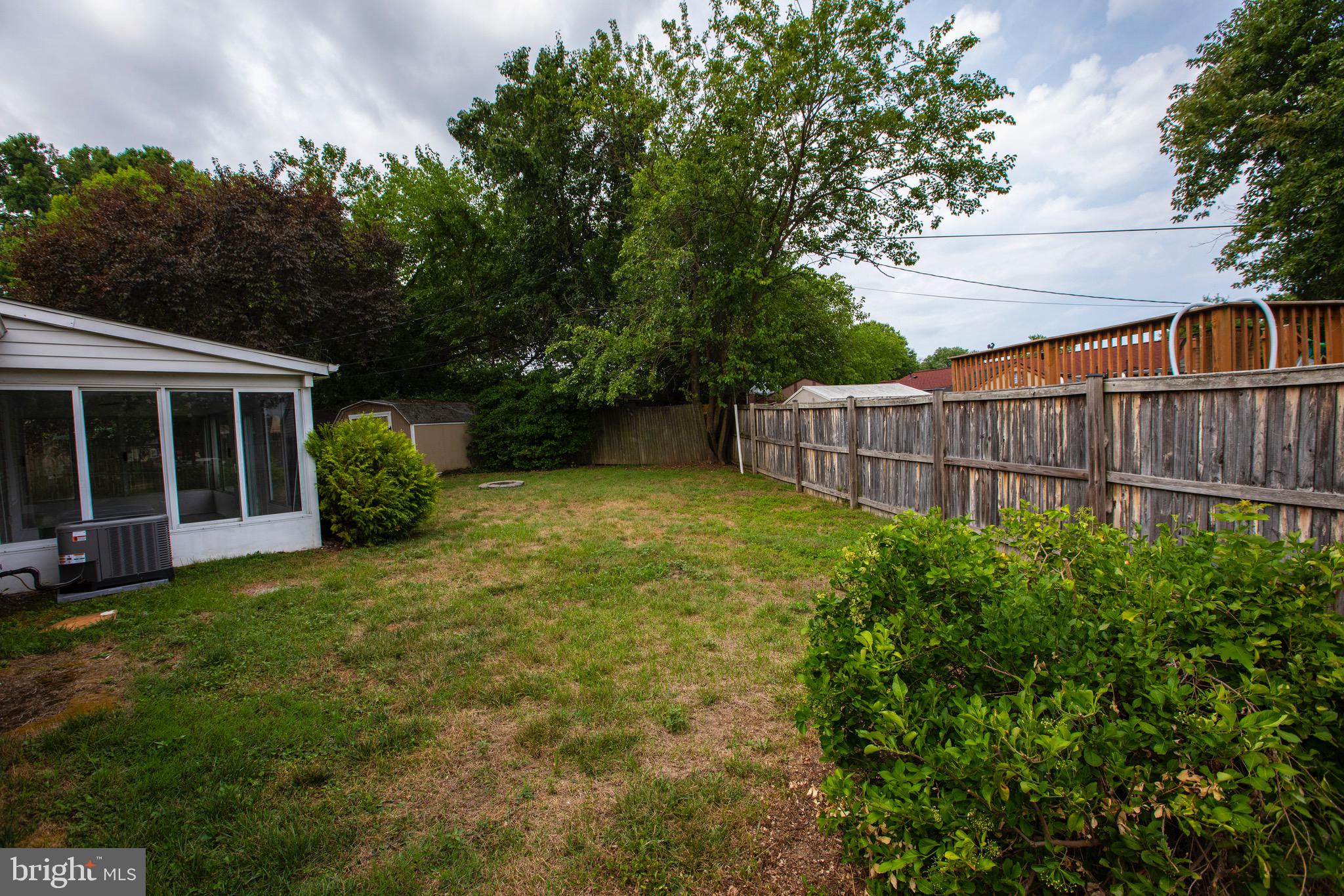 SUBURBIA - Residential