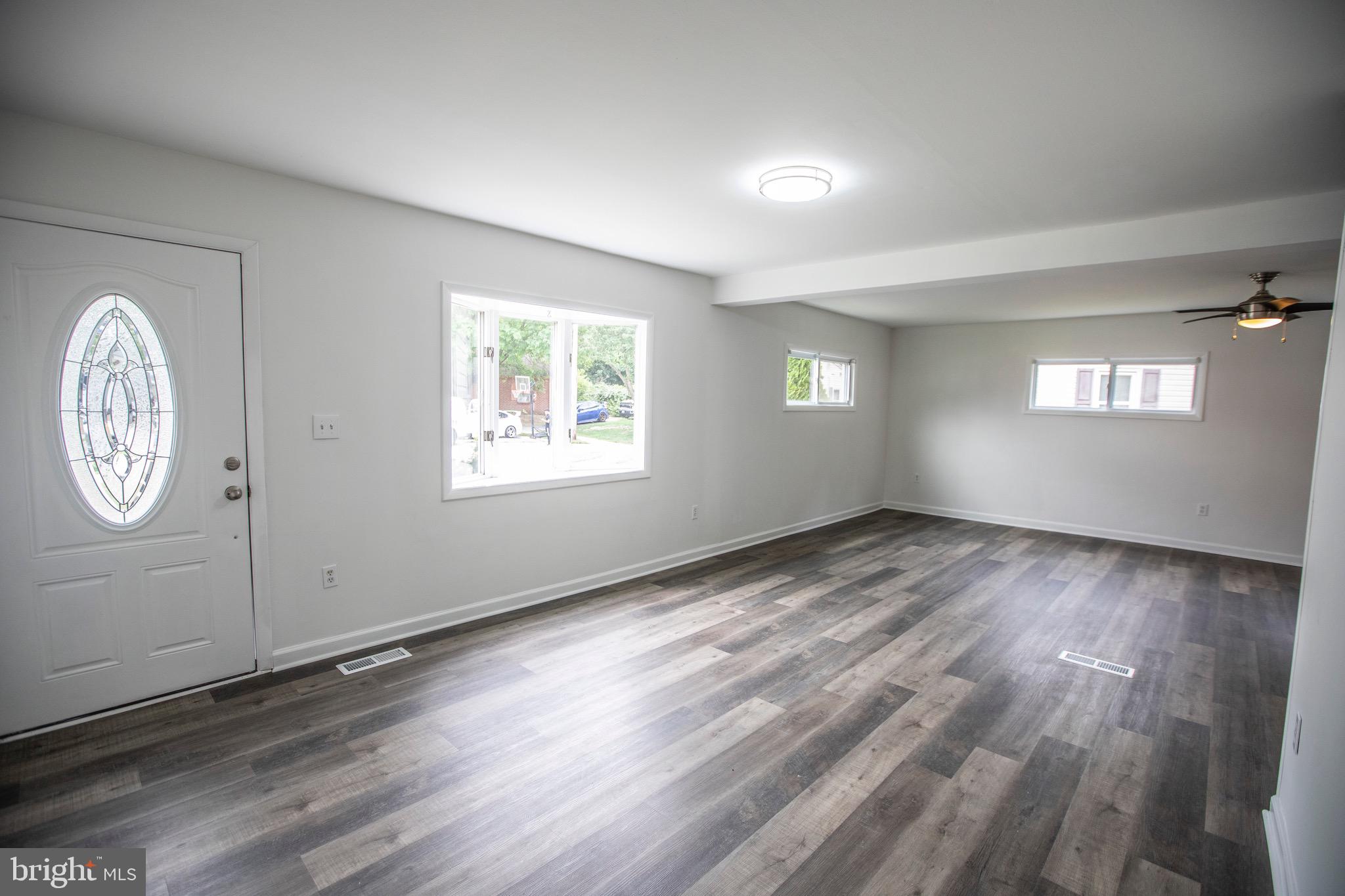 SUBURBIA - Residential