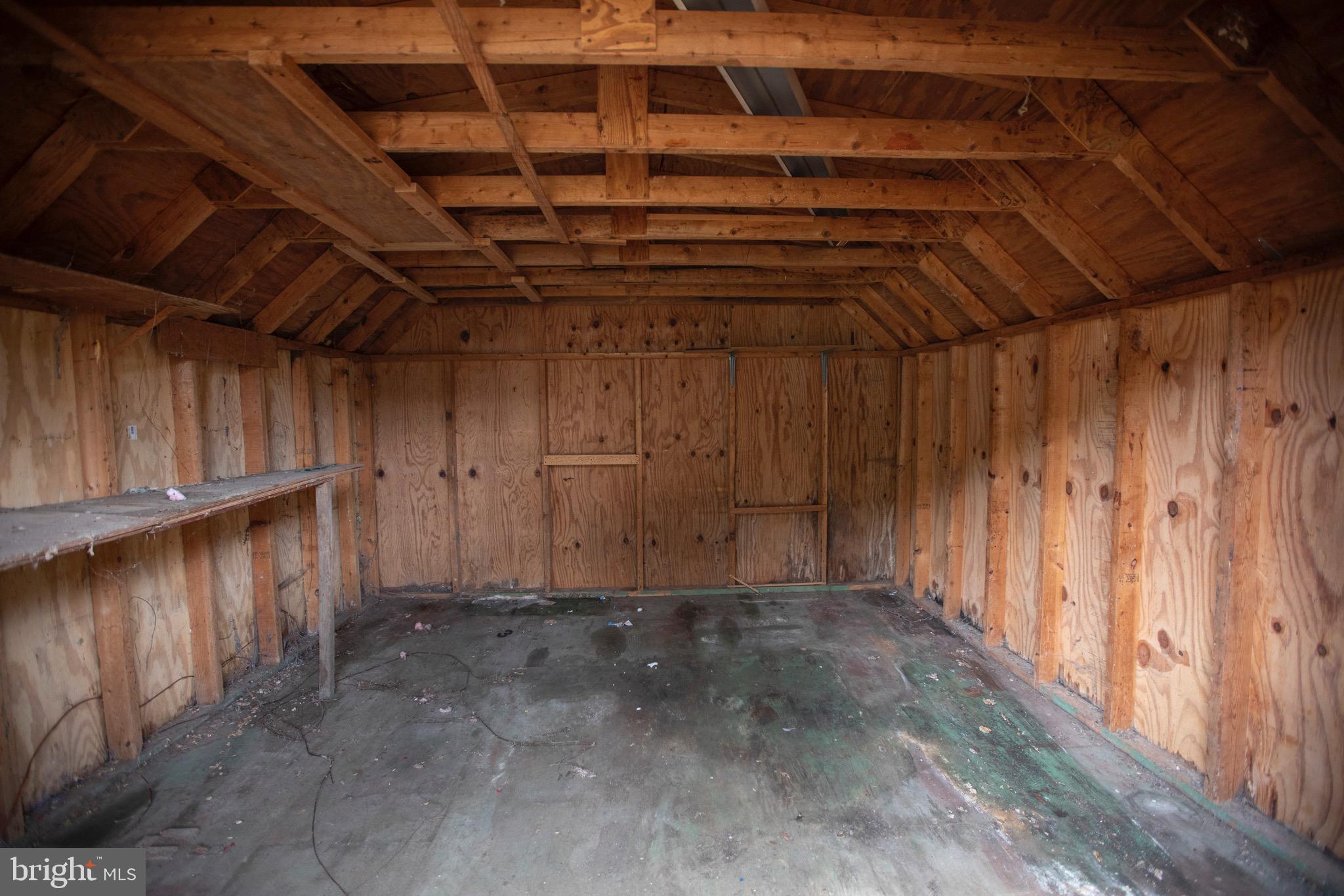 SUBURBIA - Residential