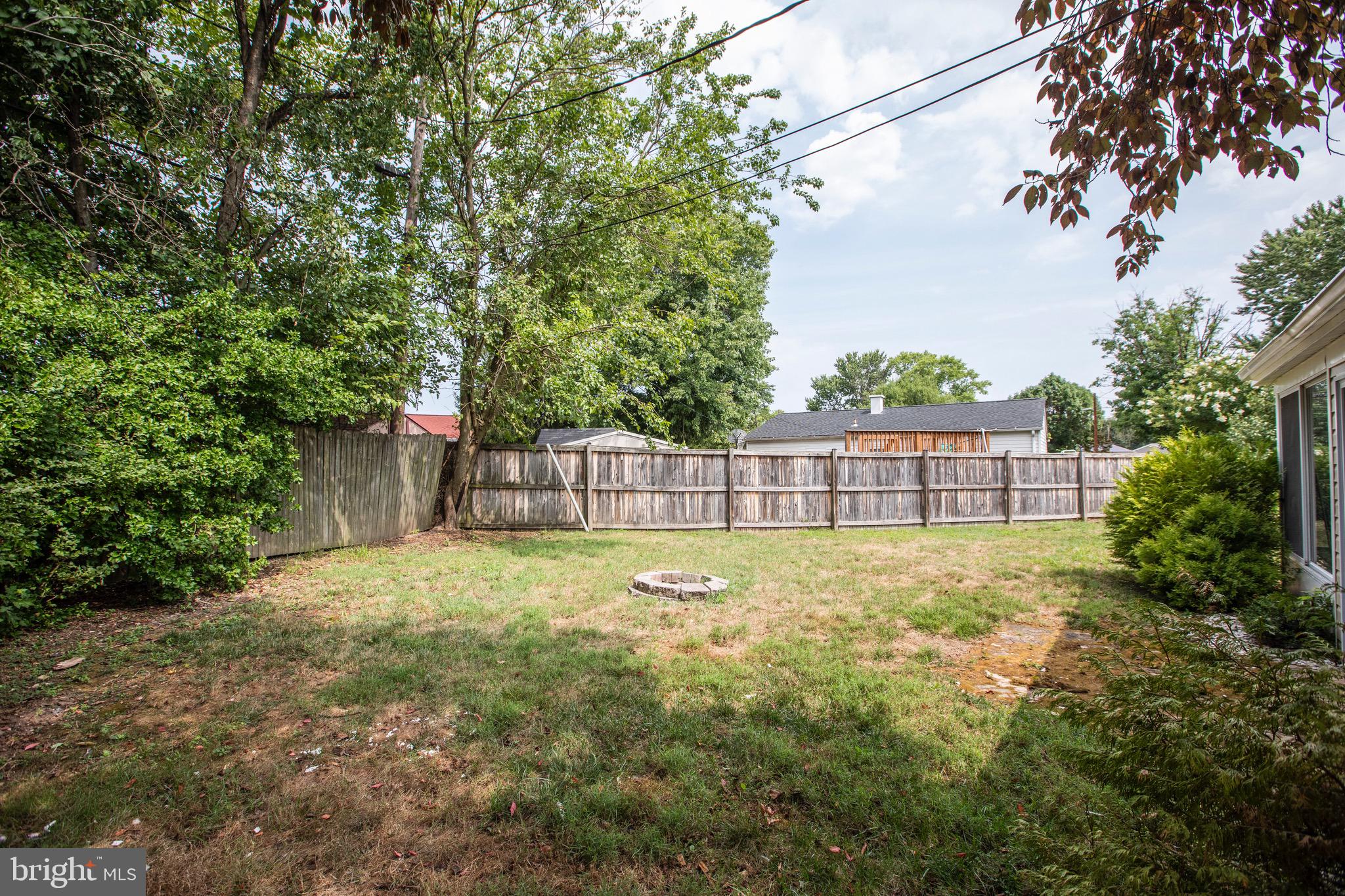 SUBURBIA - Residential