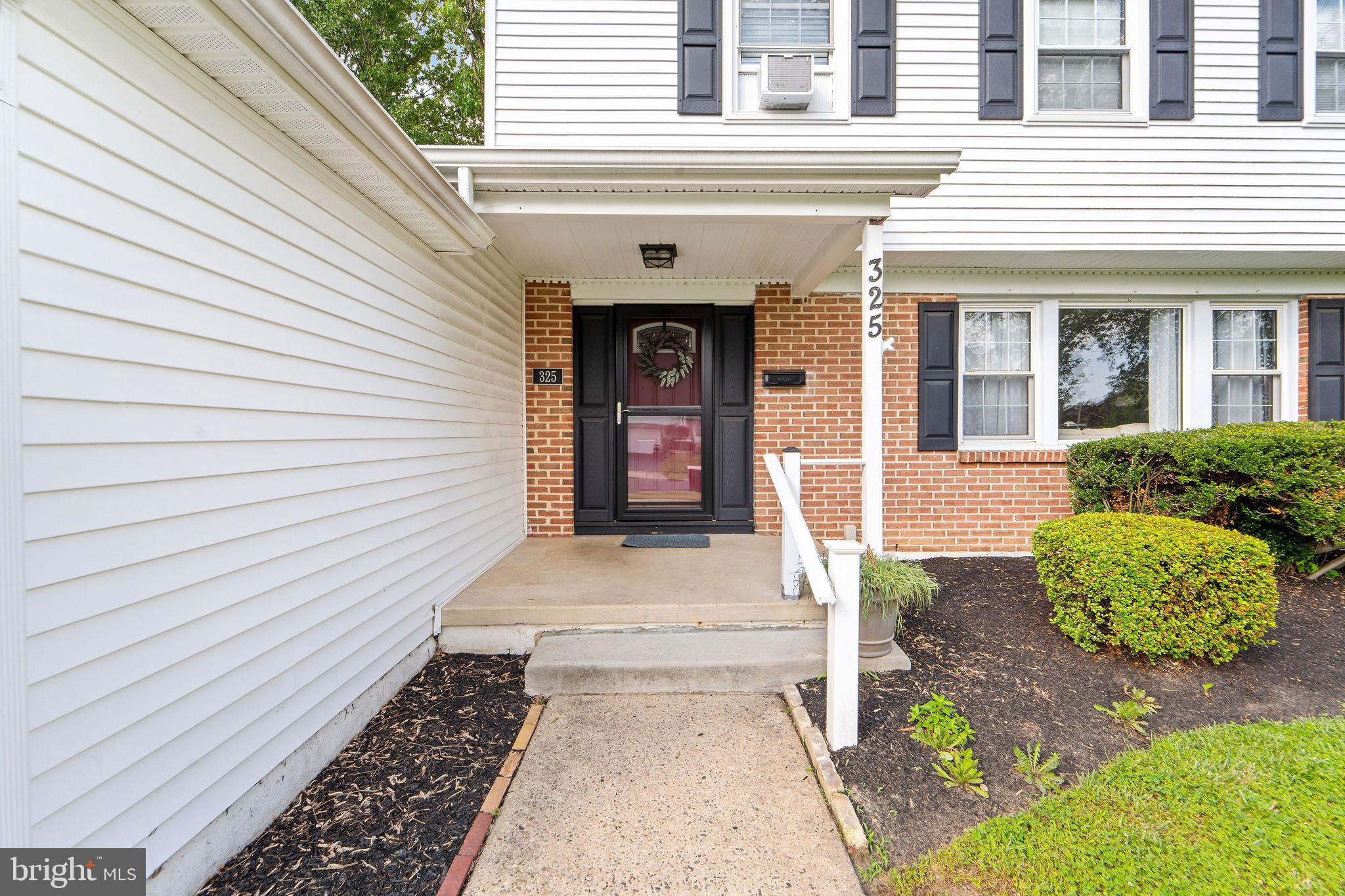 325 ORCHARD AVENUE