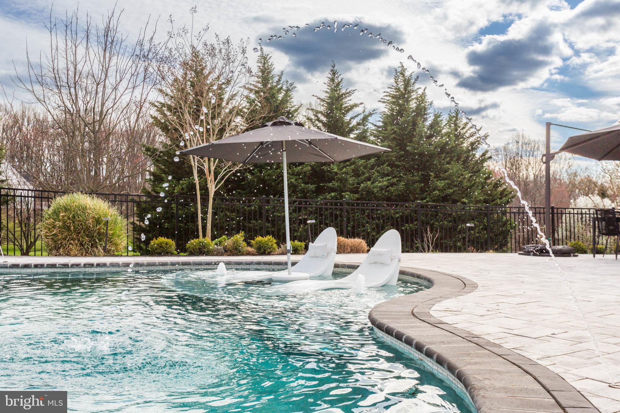 CASTLEBERRY - Residential