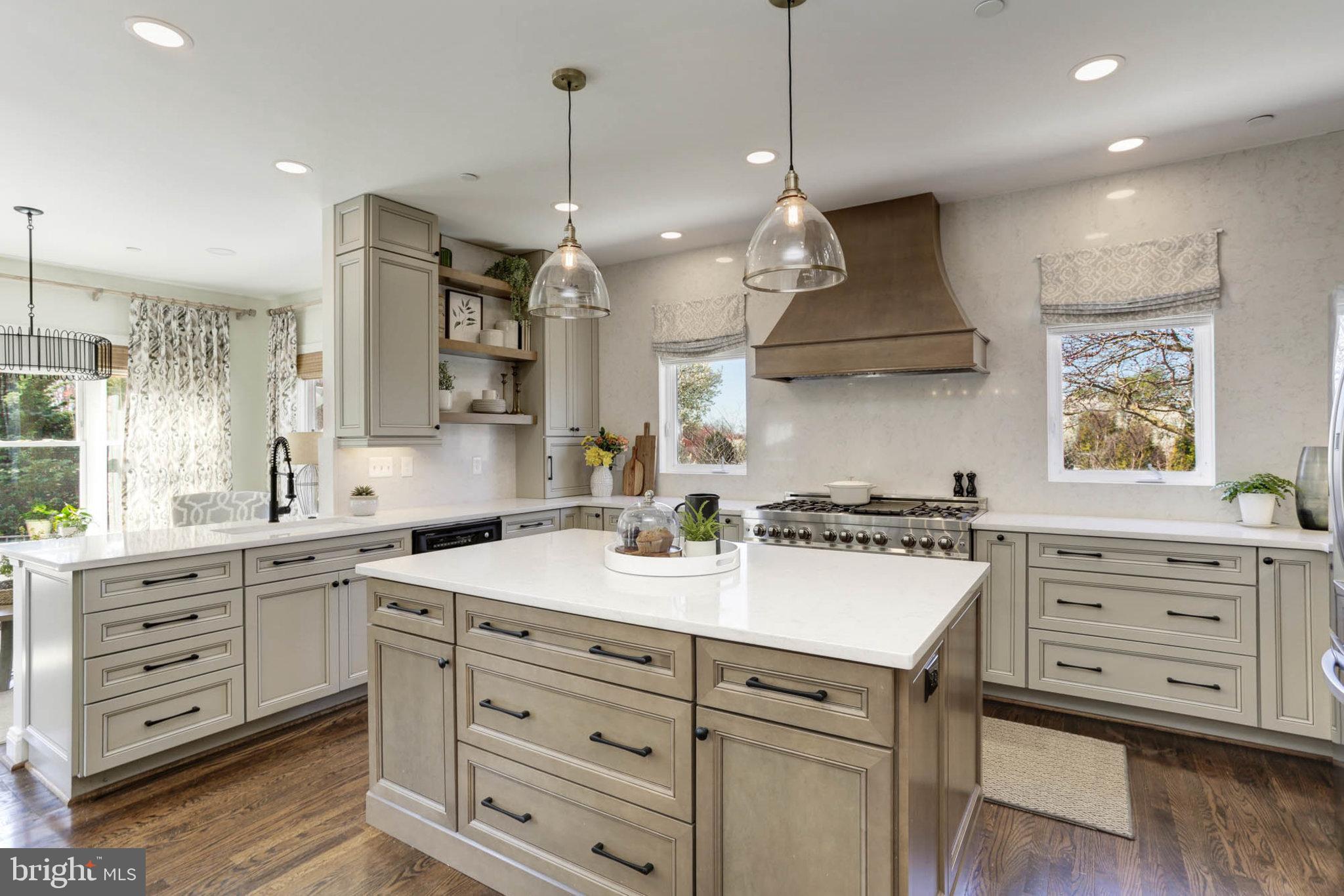 CASTLEBERRY - Residential