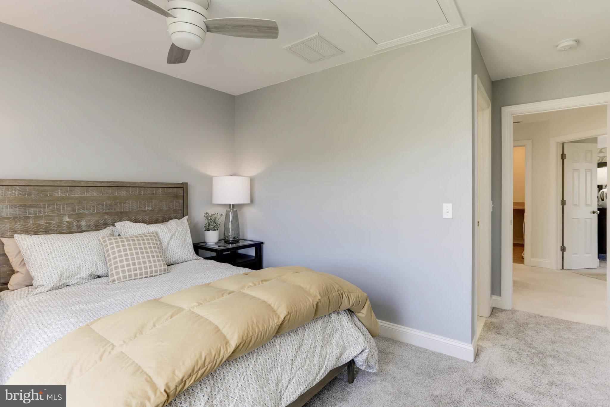 CASTLEBERRY - Residential