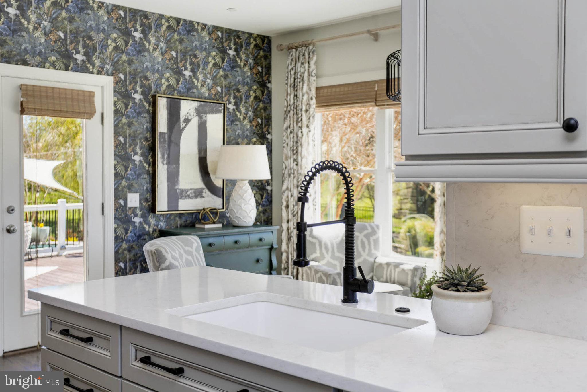 CASTLEBERRY - Residential