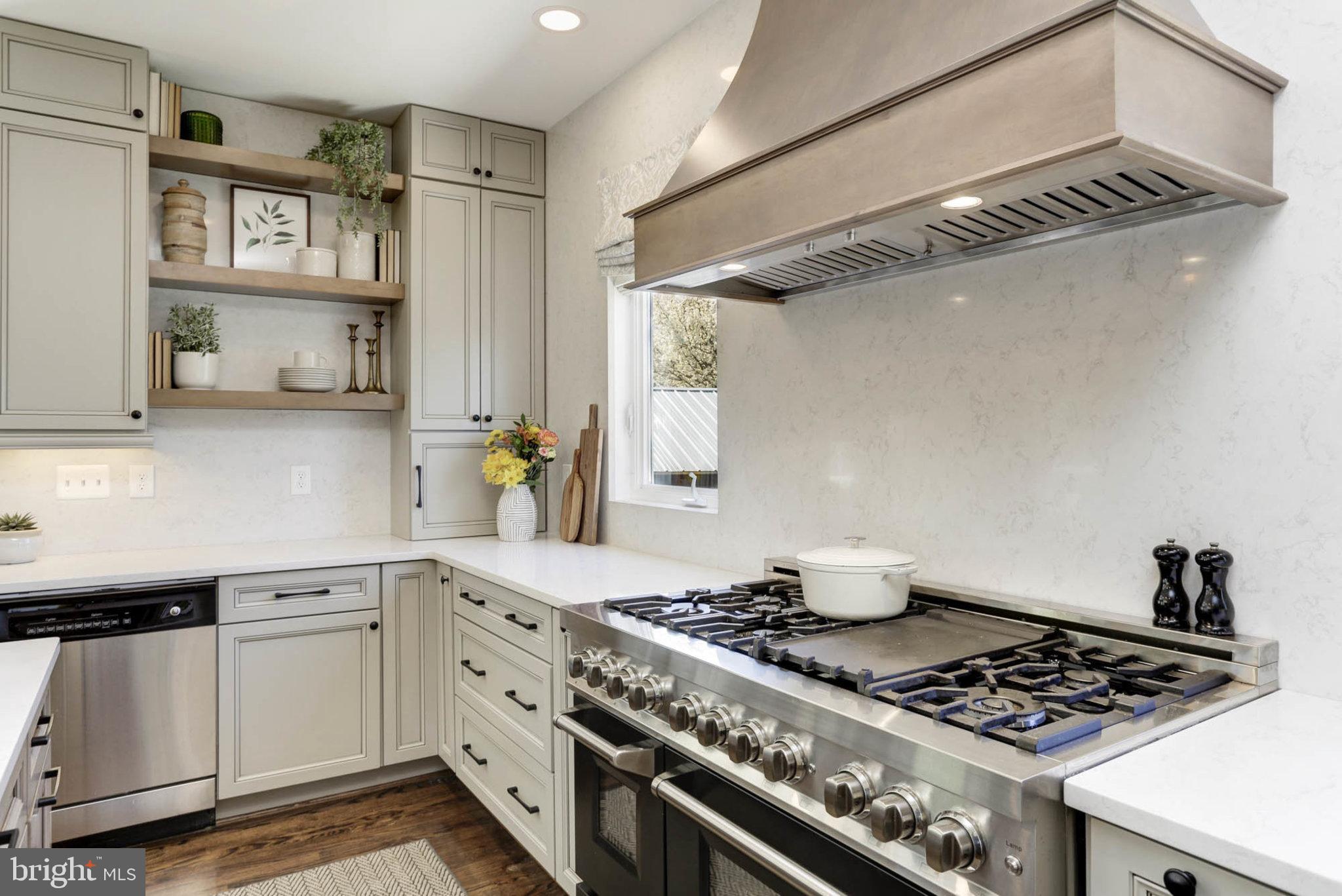 CASTLEBERRY - Residential