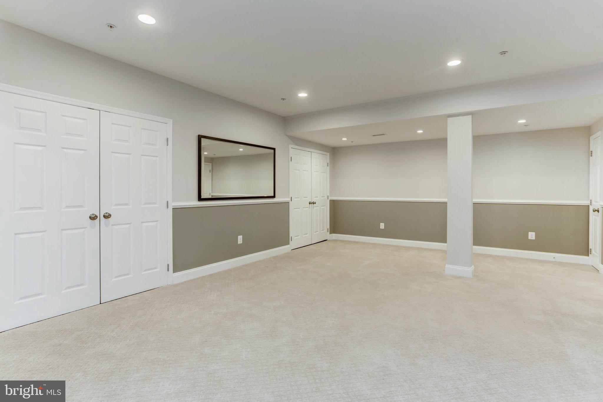 CASTLEBERRY - Residential