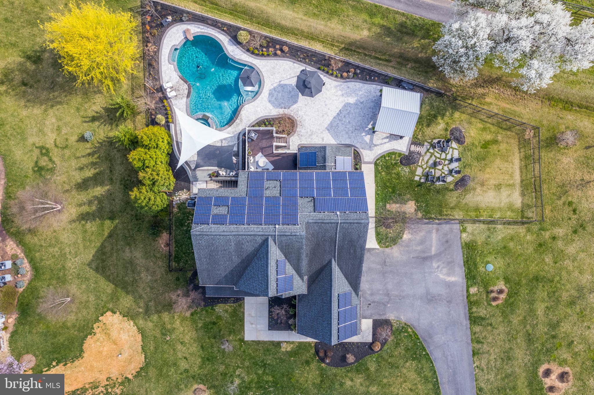 CASTLEBERRY - Residential