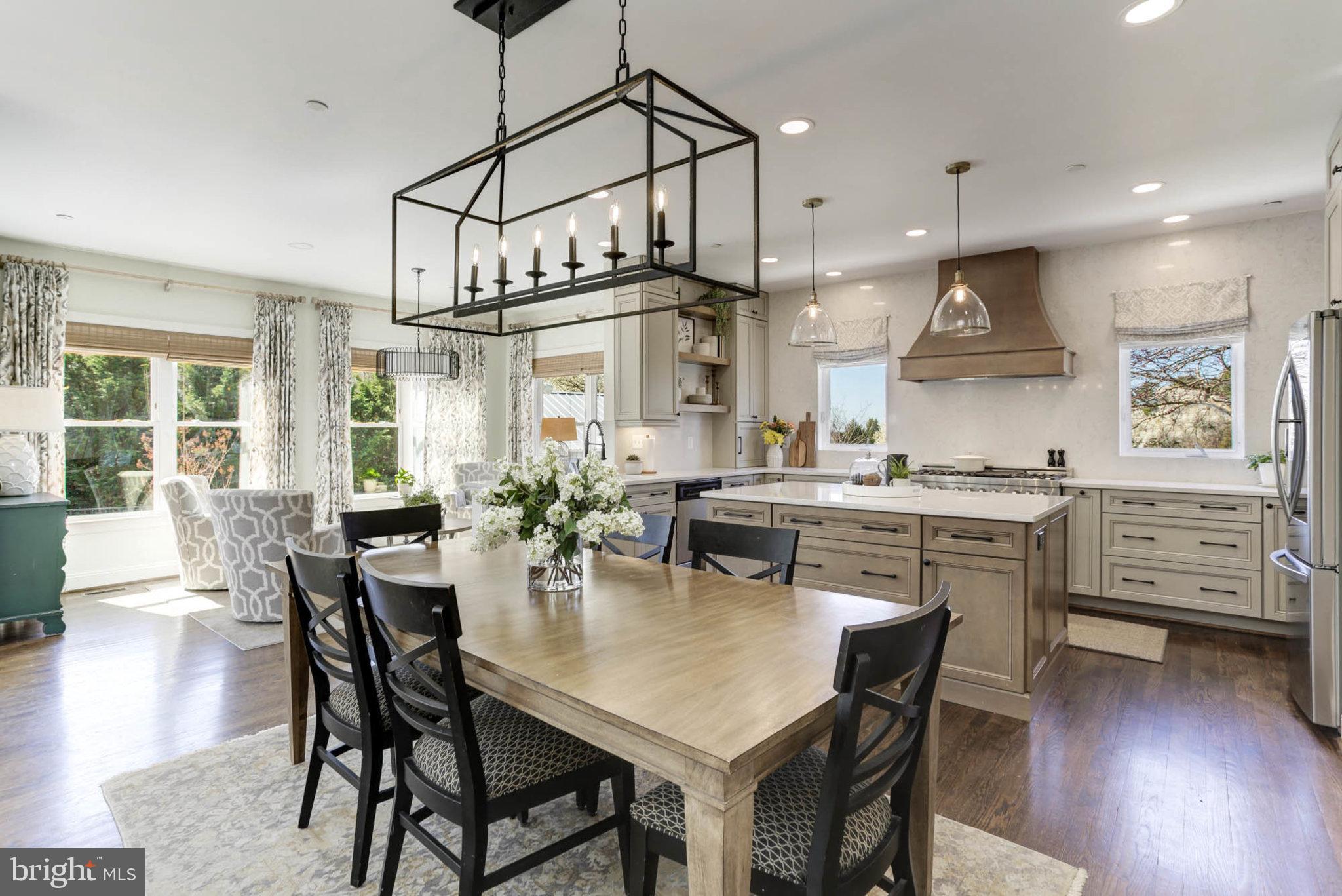 CASTLEBERRY - Residential