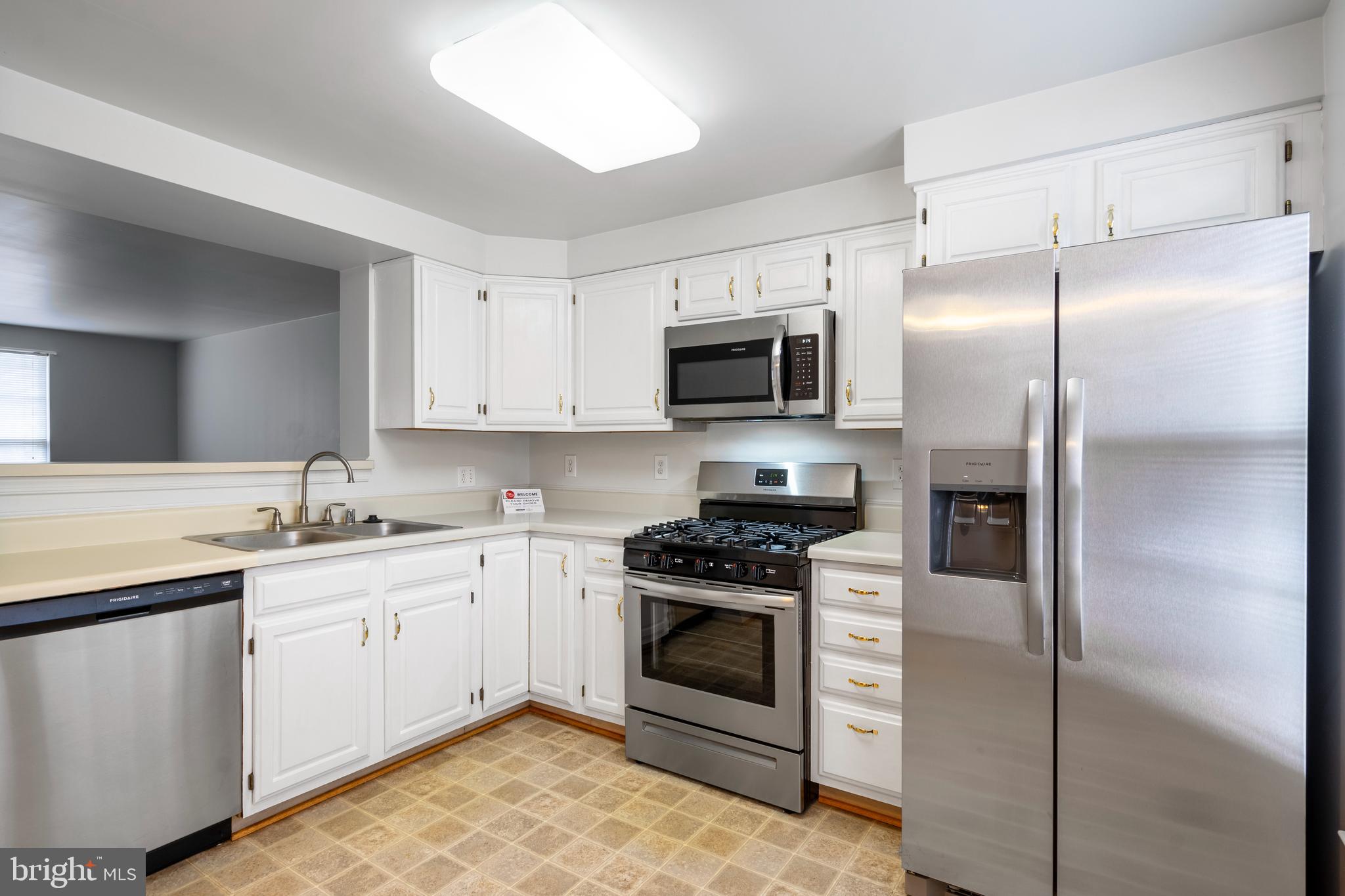 OLD STERLING GABLE - Residential