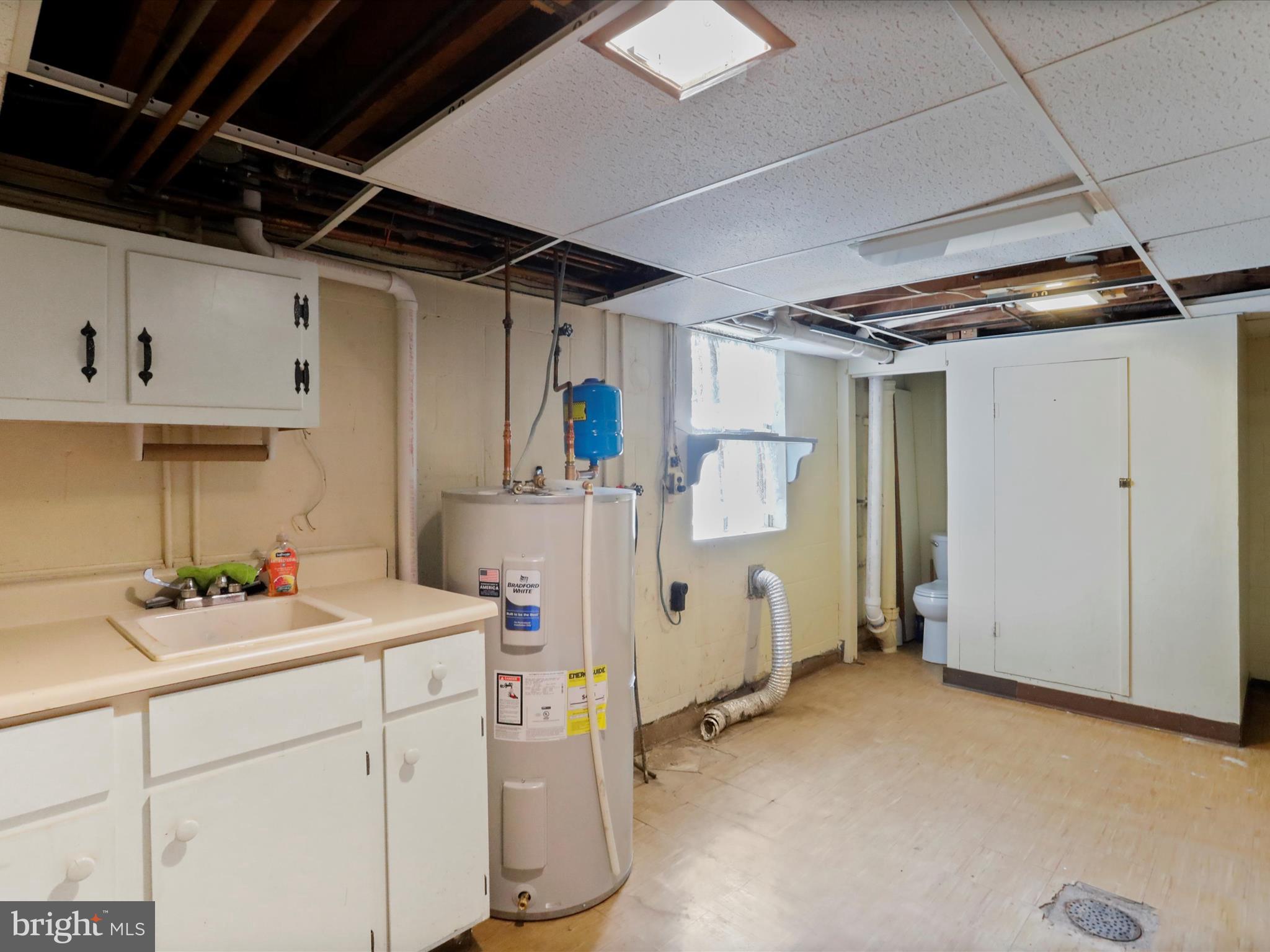 WEST END - Residential